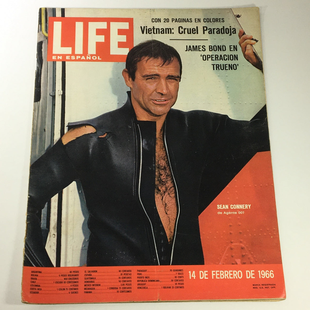 Cover of Life Magazine, February 14, 1966, featuring Sean Connery, Spanish edition, newsstand issue