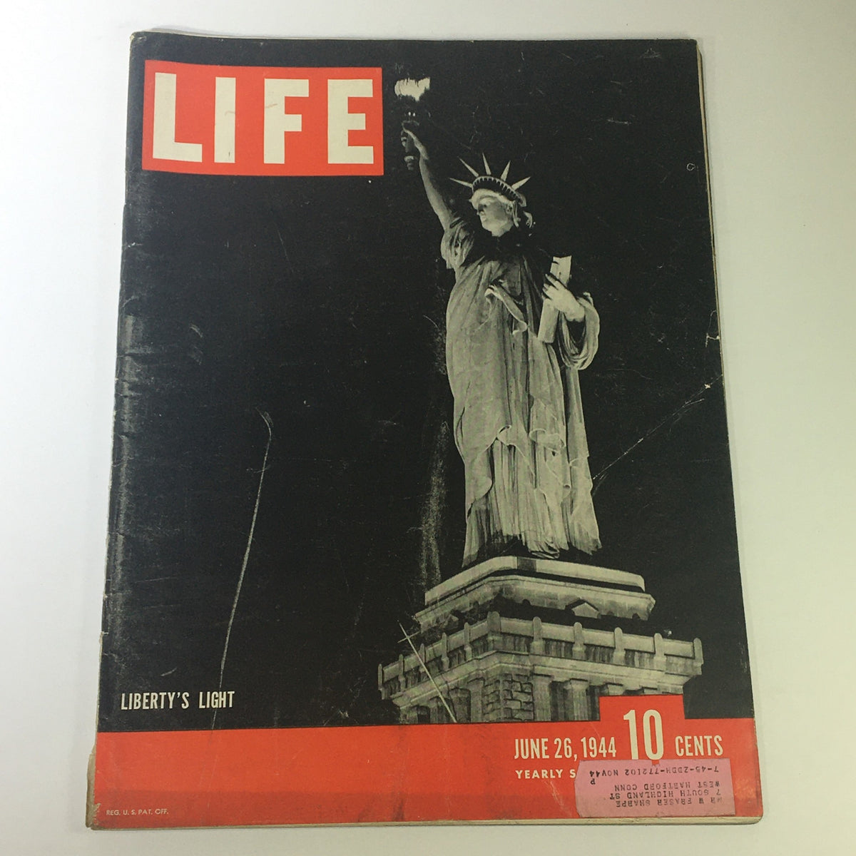Cover of VTG Life Magazine June 26 1944 featuring the Statue of Liberty with the title 'Life' and the phrase 'Liberty's Light'.