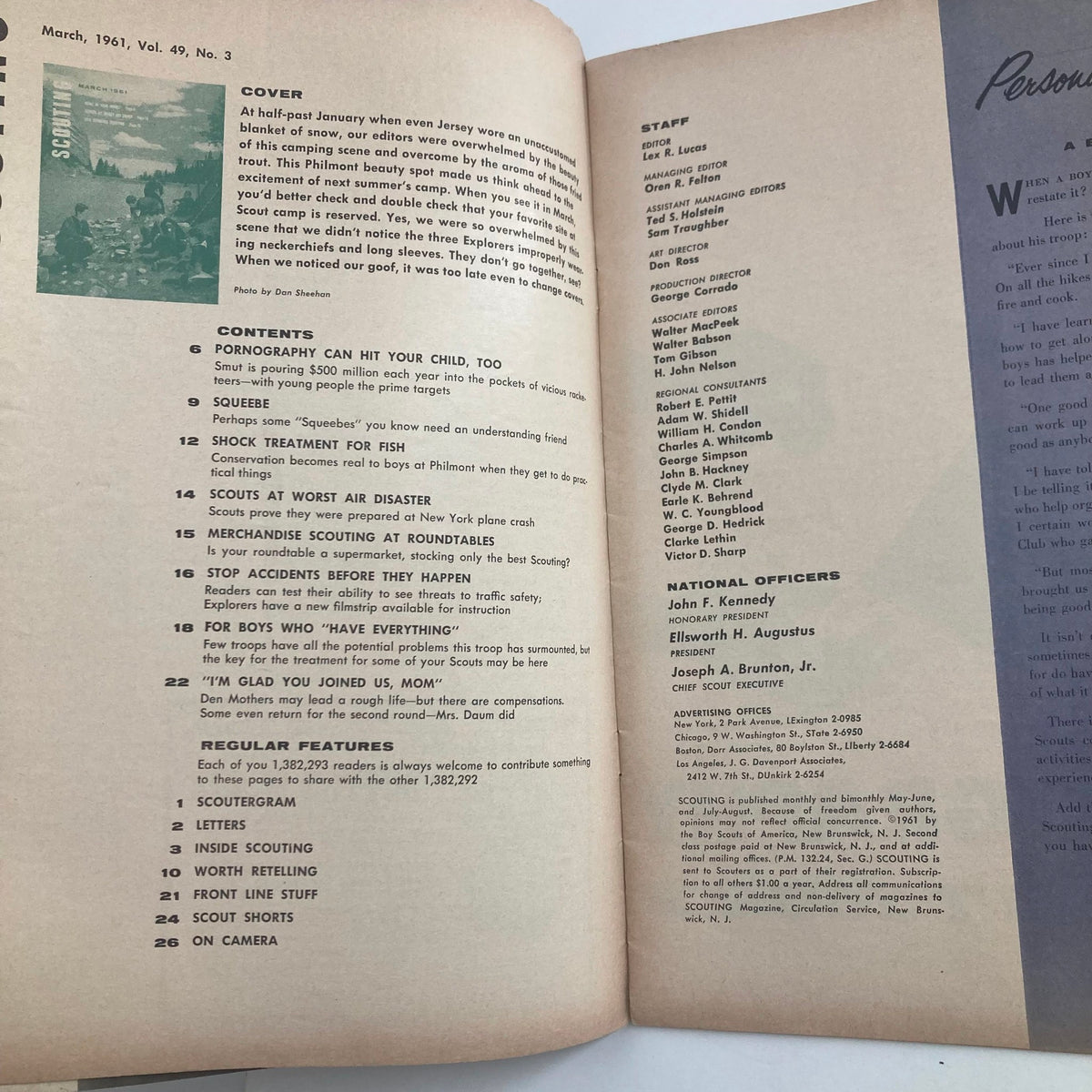 Interior page of the VTG Scouting Magazine from March 1961, Volume 49, Number 3, showcasing the table of contents with a focus on topics like scouting tips and features of the era.
