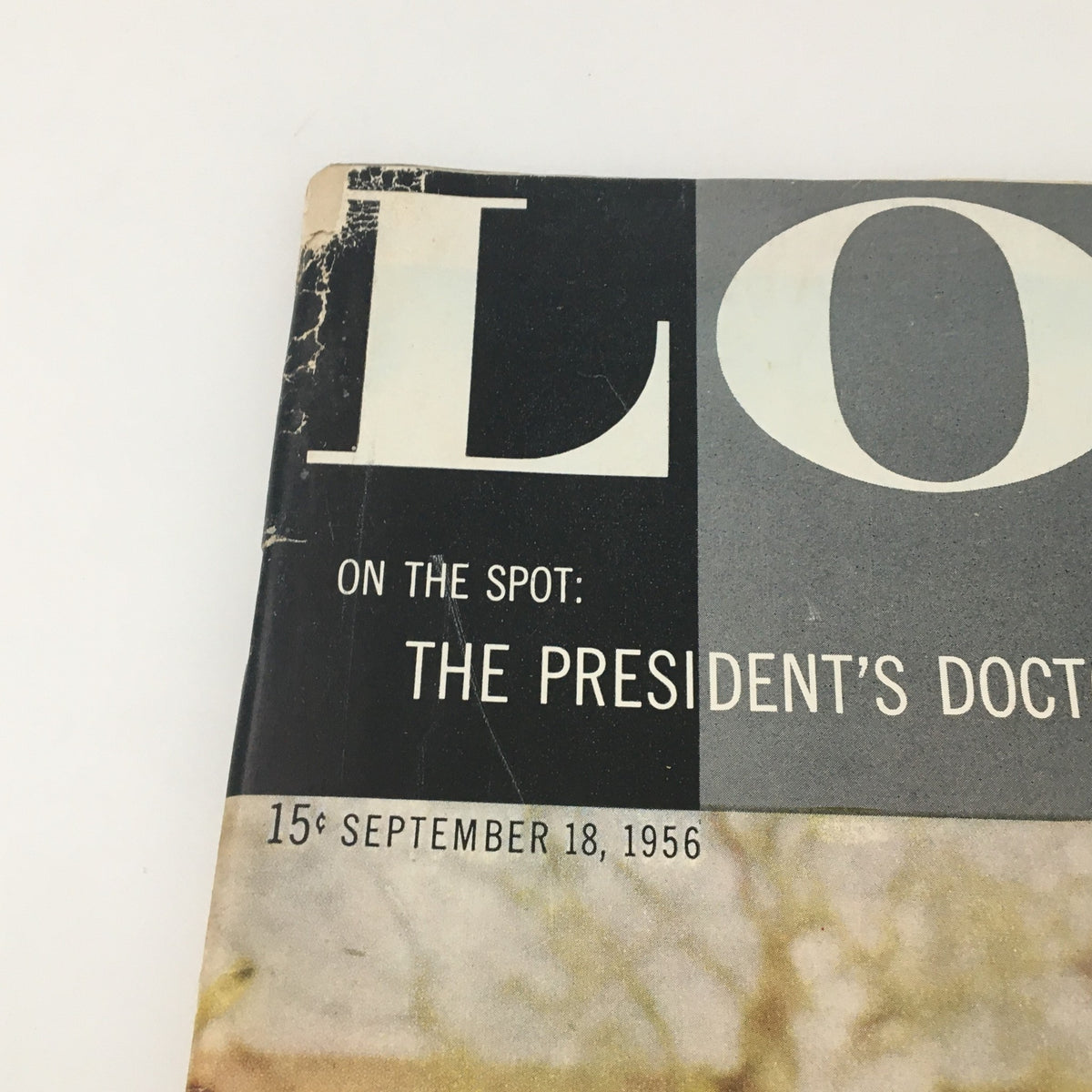 Close-up of the VTG Look Magazine September 18 1956 cover text highlighting the feature on the president's doctor, presenting a vintage media snapshot.