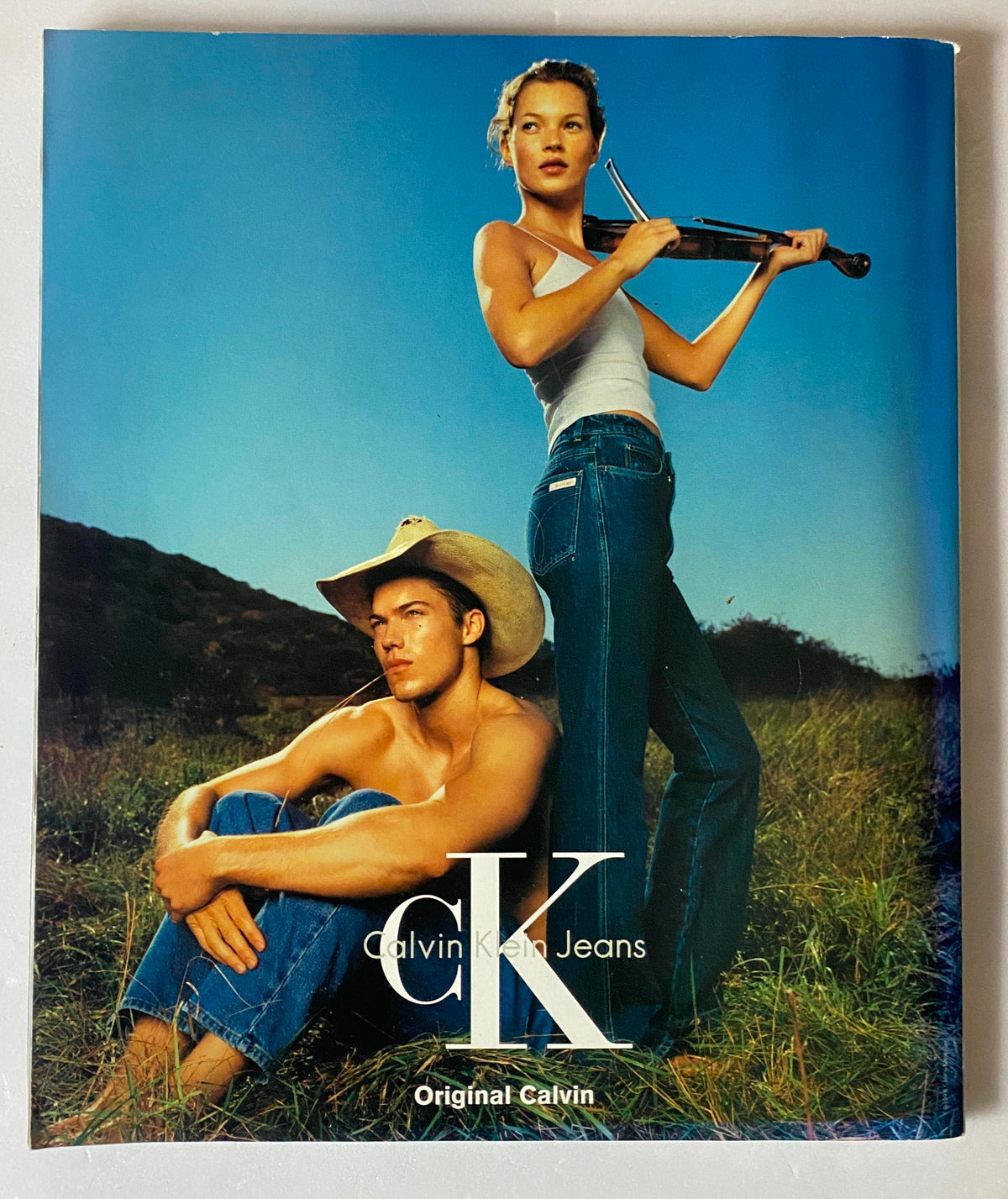 Cover of Detour Magazine March 1998 featuring Neve Campbell, showcasing 90s fashion and culture, collectible vintage magazine edition.