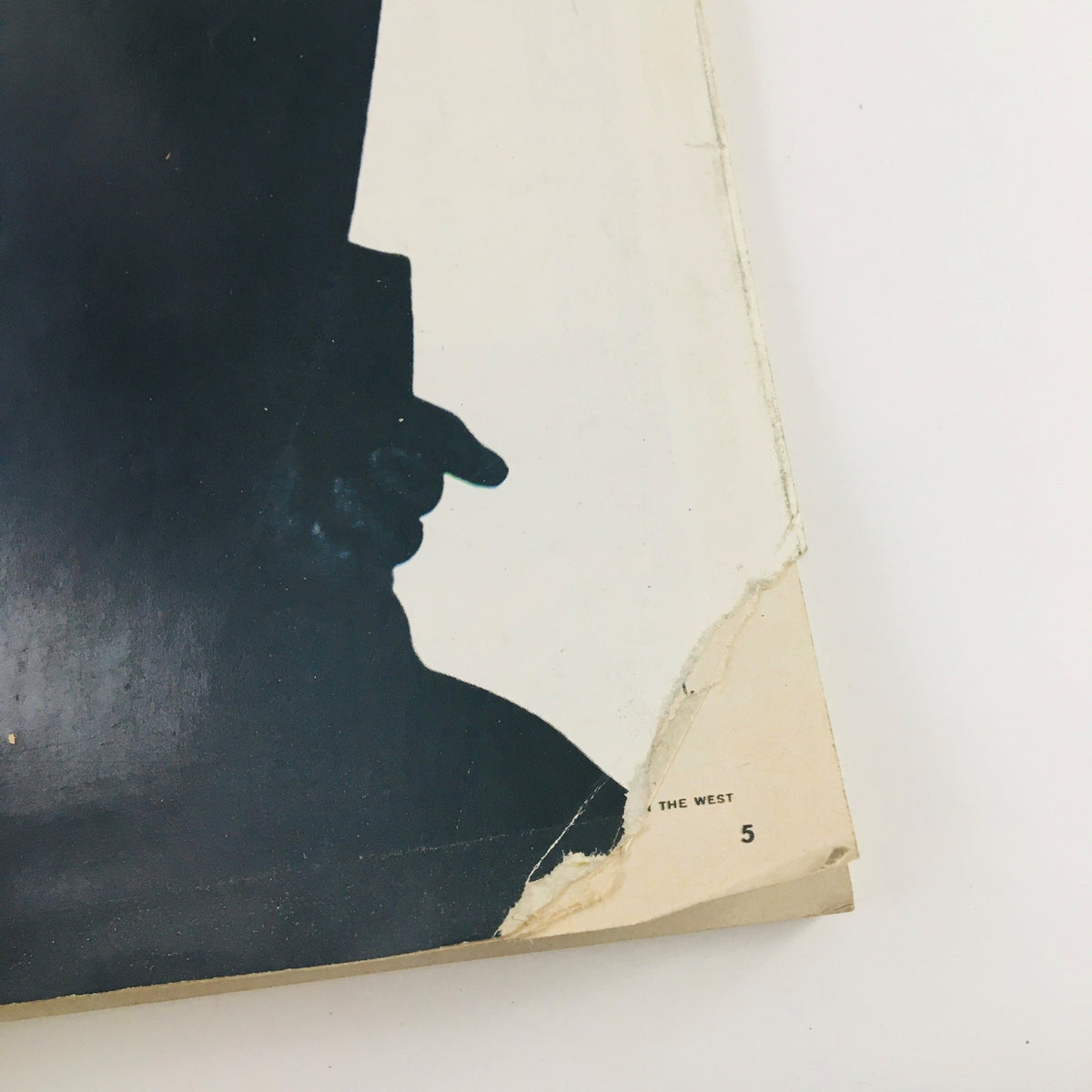 Close-up of the corner of the Seventeen Magazine October 1967 cover, showcasing wear and tear that reflects its vintage status, integral for collectors.