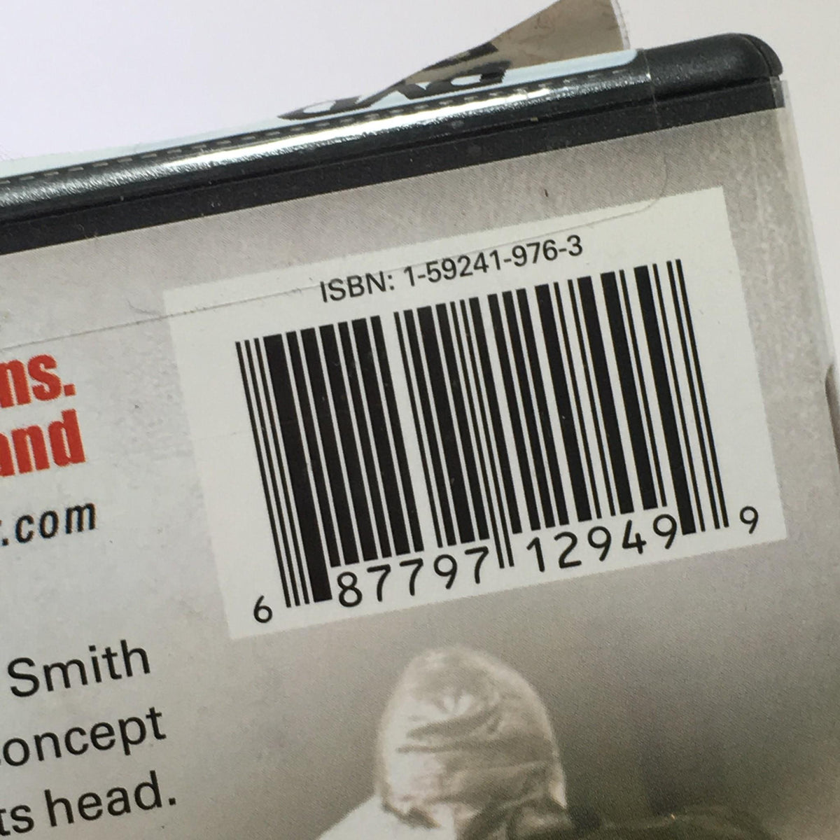Close-up of the barcode on the Triangle Melissa George Michael Dorman DVD packaging, showcasing its ISBN 1-59241-976-3, relevant for inventory and product identification.