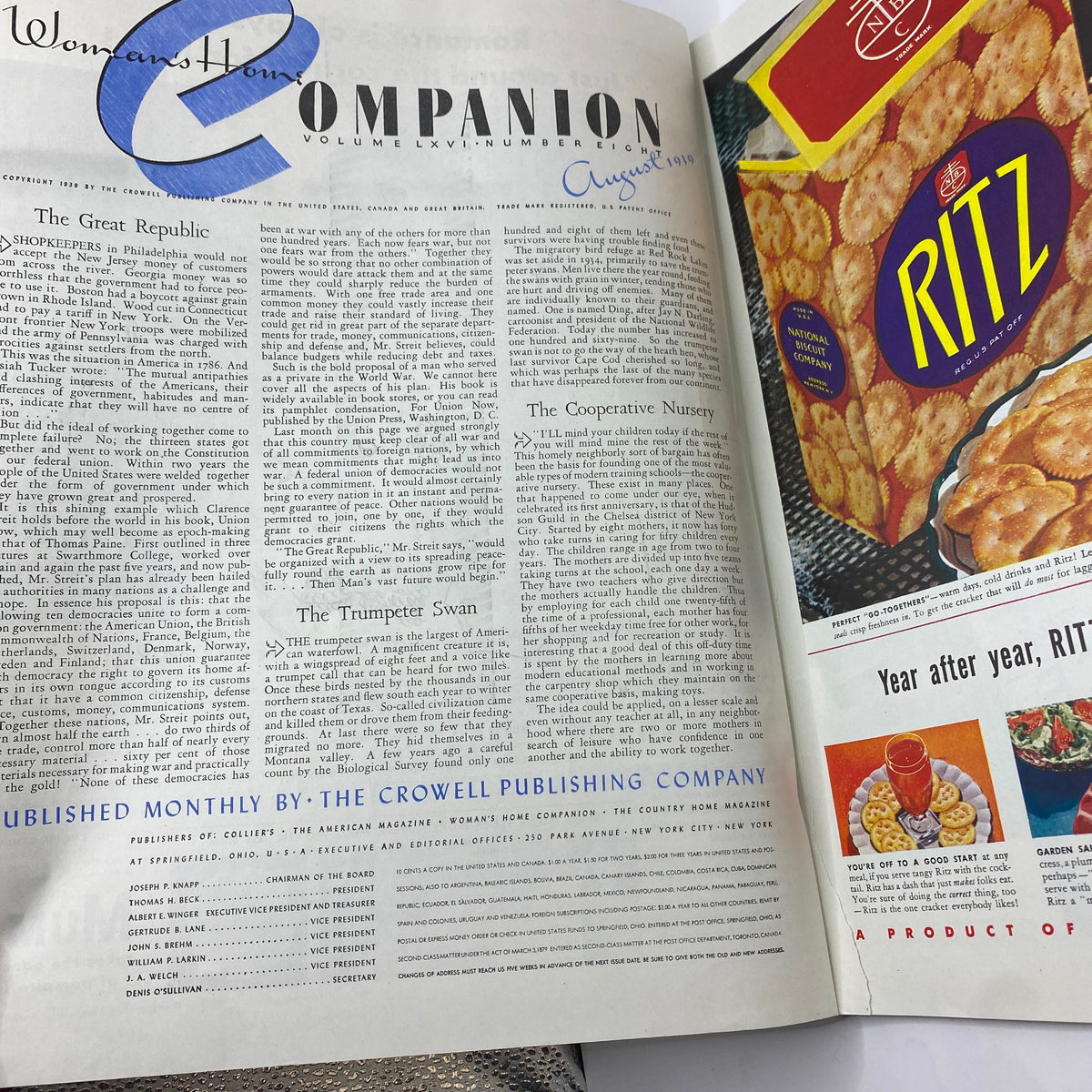 Interior page of Woman's Home Companion August 1939 displaying articles including 'The Great Republic' and 'The Cooperative Nursery'.