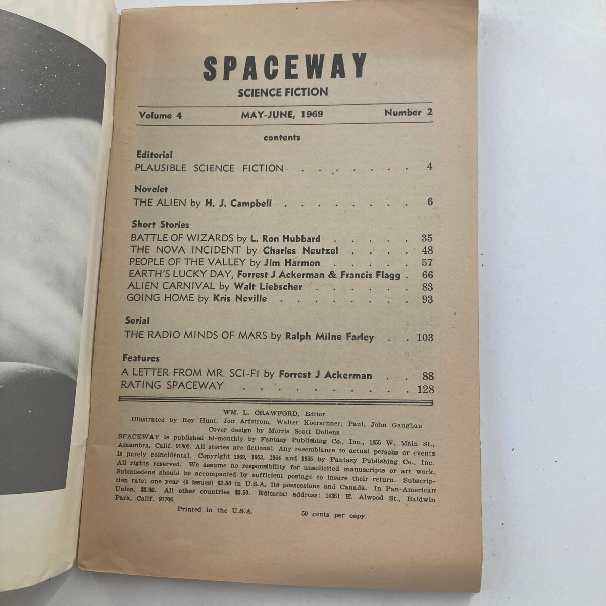 Contents page of Spaceway Science Fiction May 1969 Vol 4 No. 2 detailing stories including 'Battle of Wizards' by L. Ron Hubbard and other notable contributions.