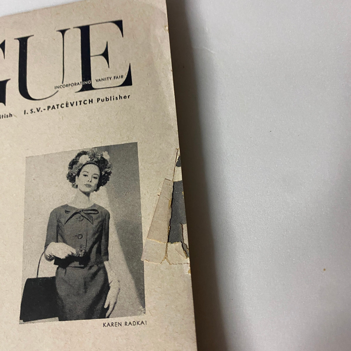 Back cover of Vogue Magazine March 1, 1960, showing Karan Radkai's photography and additional fashion commentary with model Sondra Peterson.