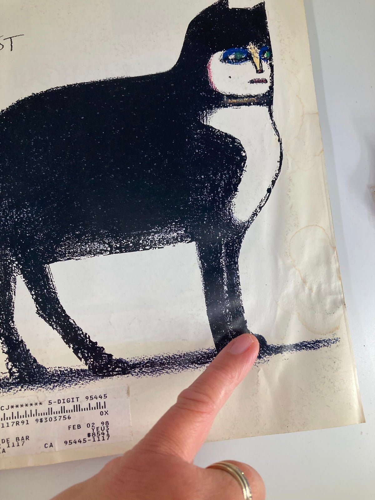 Detailed view of The New Yorker magazine cover from November 18, 1996, showcasing a unique cat illustration by Saul Steinberg and a visible label.