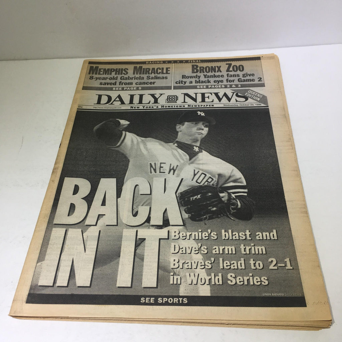 Front page of NY Daily News, October 23, 1996, titled 'Back In It', featuring a headline about the World Series and New York Yankees pitcher.