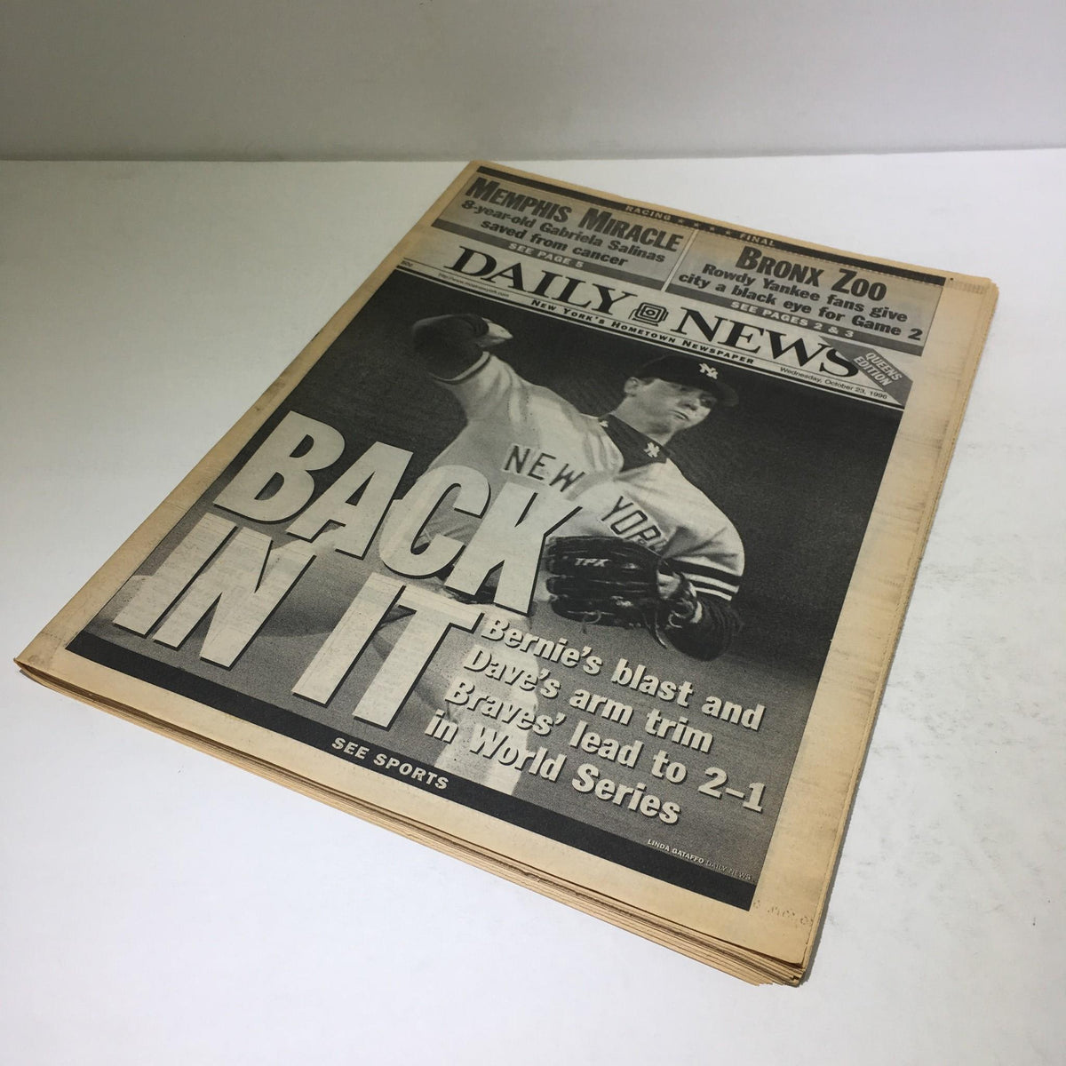 Alternate front page view of NY Daily News, October 23, 1996, titled 'Back In It', highlighting a pivotal moment in the World Series.