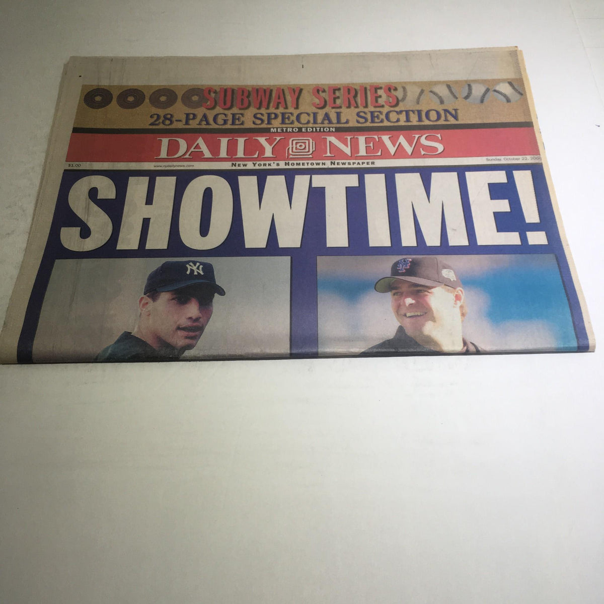 NY Daily News front page from October 22, 2000 titled 'Showtime!' featuring a special edition on the Subway Series, showcasing two baseball players.