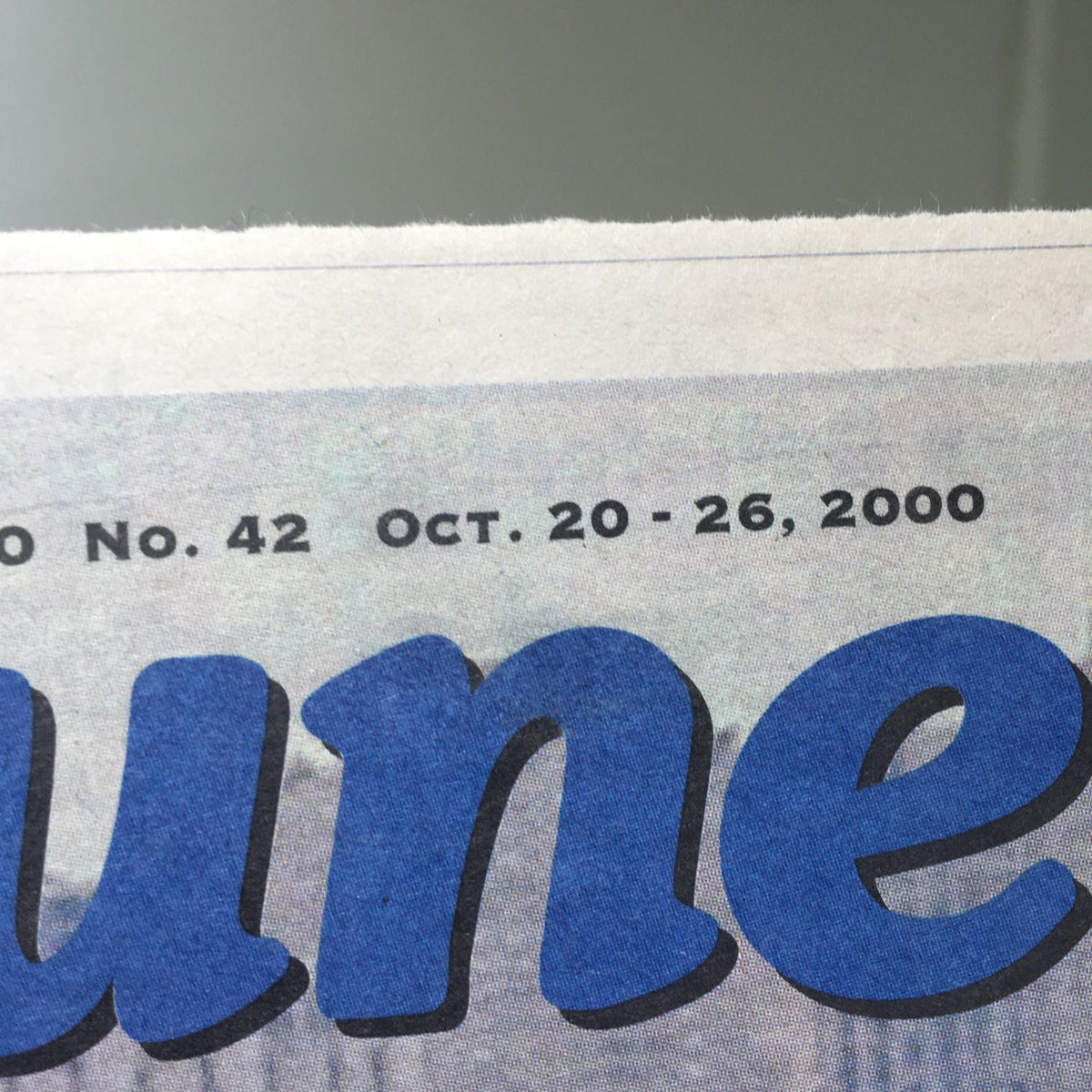 Close-up of Western Tribune: Oct 26 2000 showcasing the publication date, No. 42, for the Subway Series 2000 edition.
