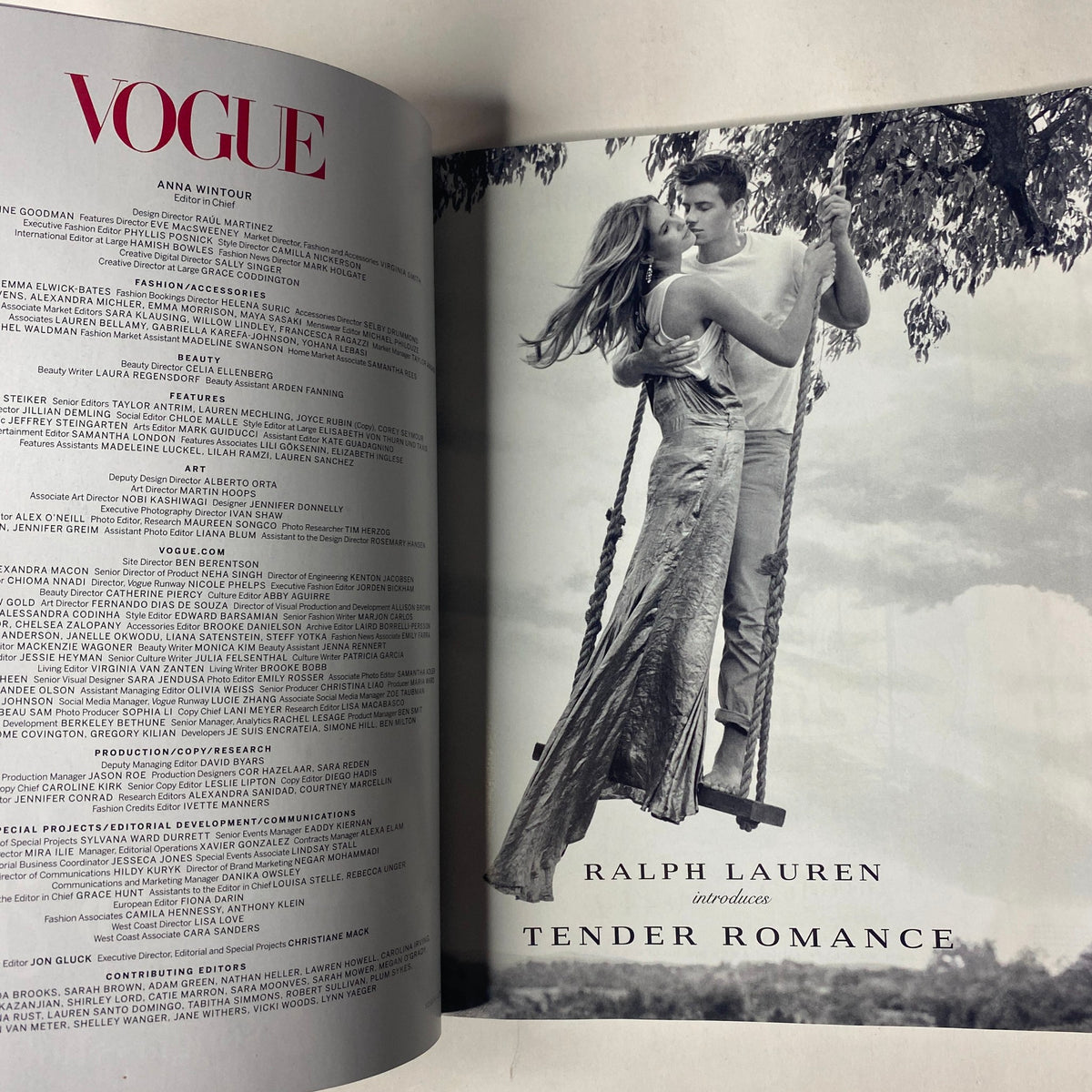 Vogue Magazine May 2016, includes an advertisement for Lancôme's fragrance 'La vie est belle' with Julia Roberts.