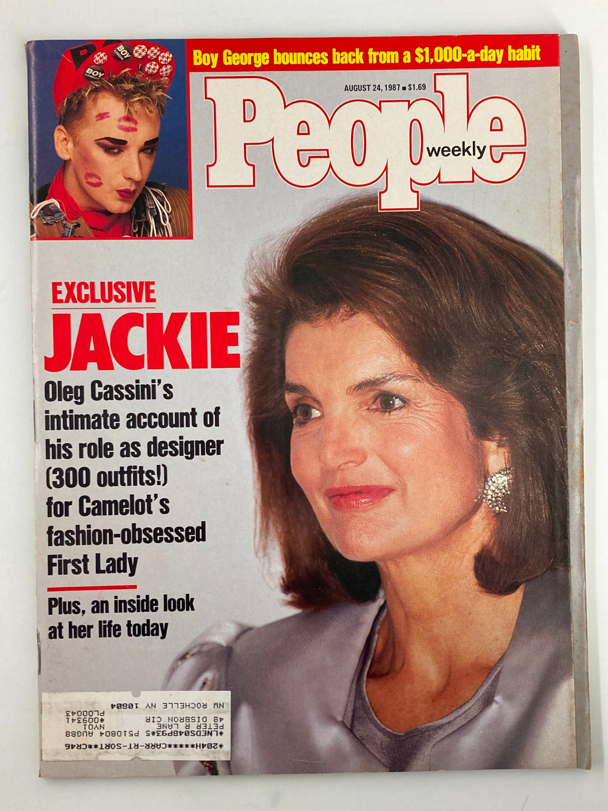 Cover of VTG People Weekly Magazine August 24 1987 featuring Jackie Kennedy Onassis and Boy George, showcasing an iconic blend of 1980s celebrity culture.