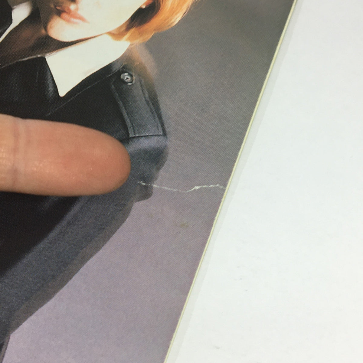 Detail image of Cinefantastique June 1998 Vol 30 #2 showing minor wear, specifically a small rip near the edge, as referenced in the product description.