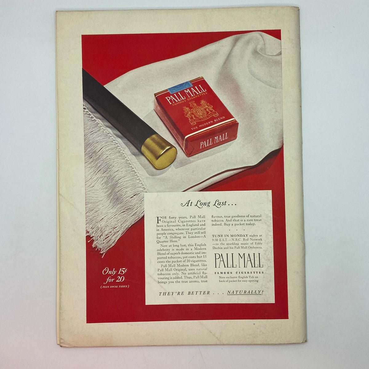 Back cover advertisement of Pall Mall cigarettes in The New Yorker Complete Magazine November 5, 1938 highlighting the product with an artistic design.