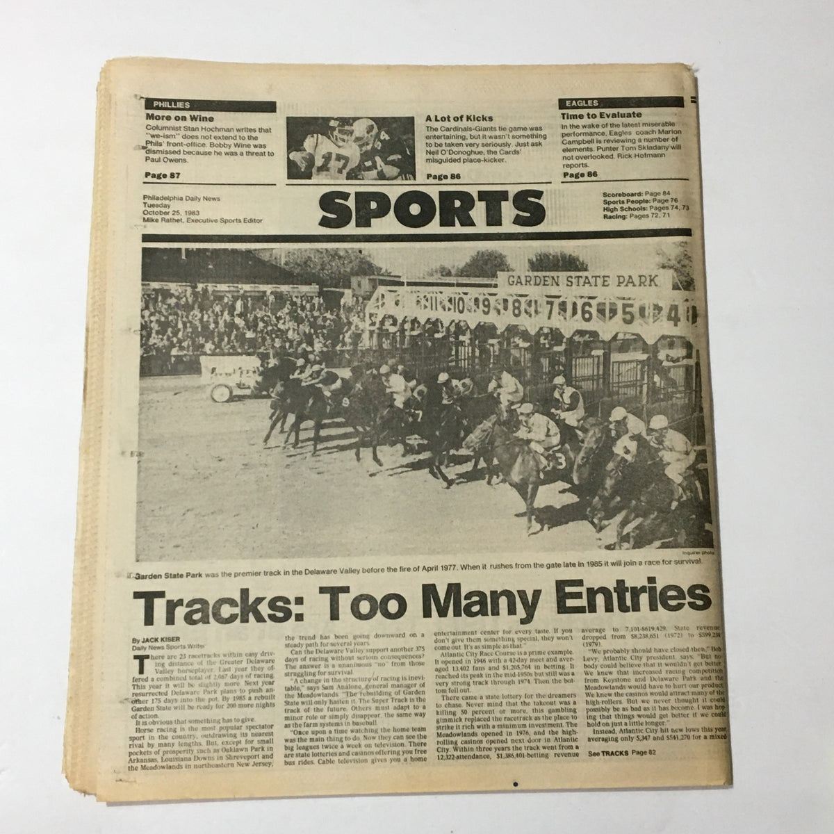 Sports section of the October 25, 1983 VTG Philadelphia Daily News, featuring horse racing coverage at Garden State Park, showcasing the newspaper's vintage style.