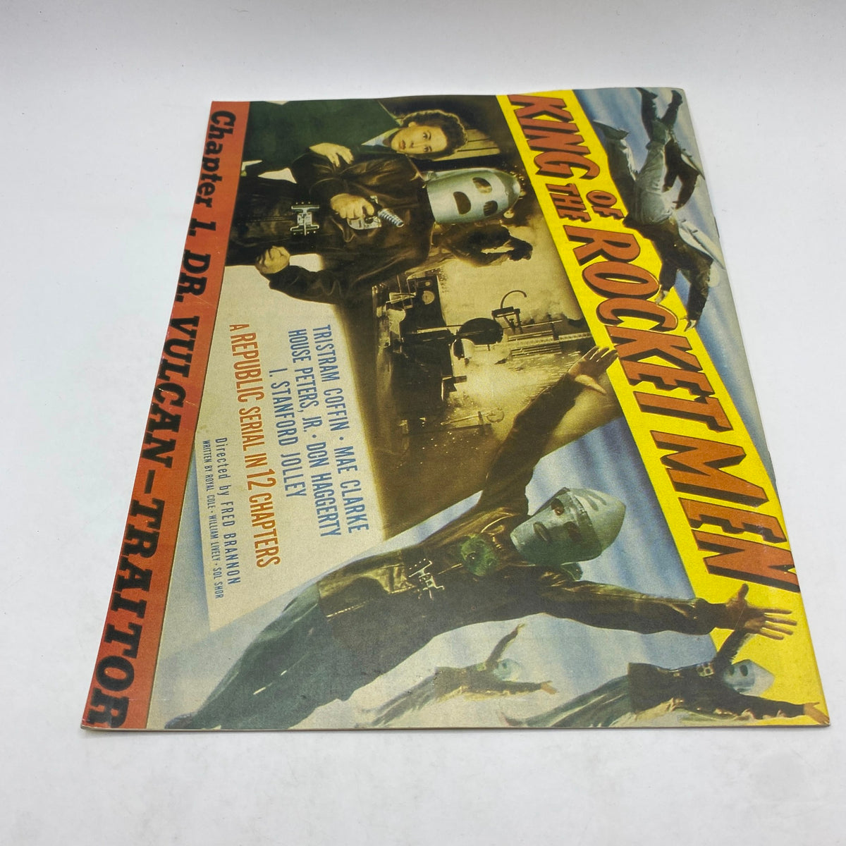 Cover page of VTG Serial World Magazine 1981 The Batman Re-Print Edition depicting characters and scenes from the chapter titled 'King of the Rocket Men' with vibrant colors and prominent text.