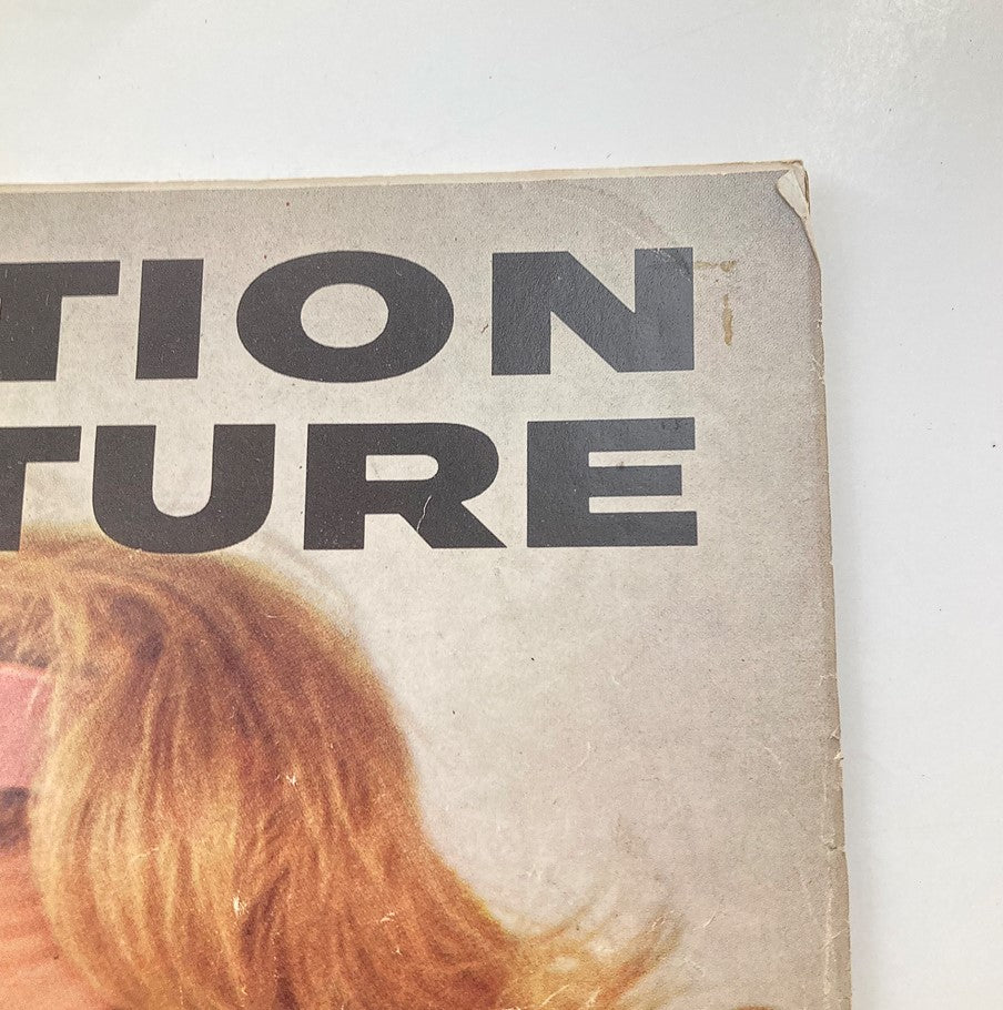 Top corner detail of the VTG Motion Picture Magazine June 1962, reflecting authentic vintage wear and the magazine's nostalgic charm.