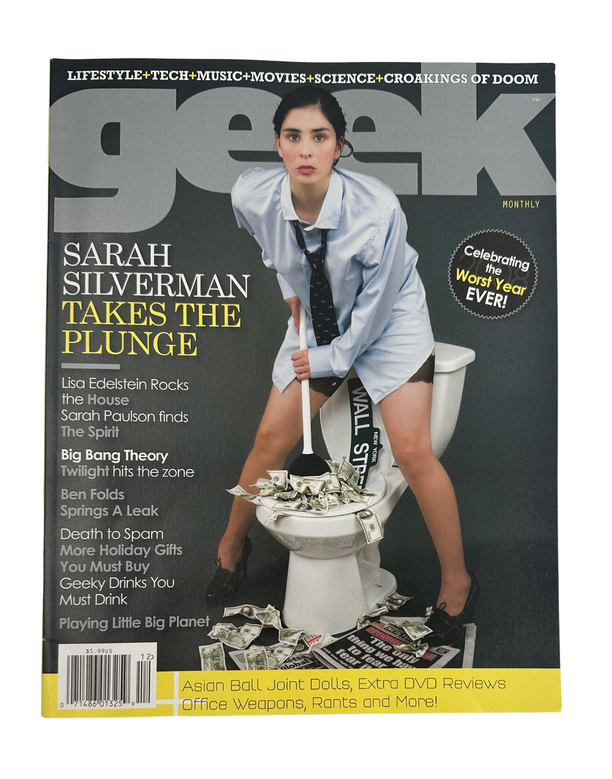 Geek Magazine December 2008 cover featuring comedian Sarah Silverman in a humorous pose. The magazine highlights features like The Big Bang Theory and a holiday buyers guide.