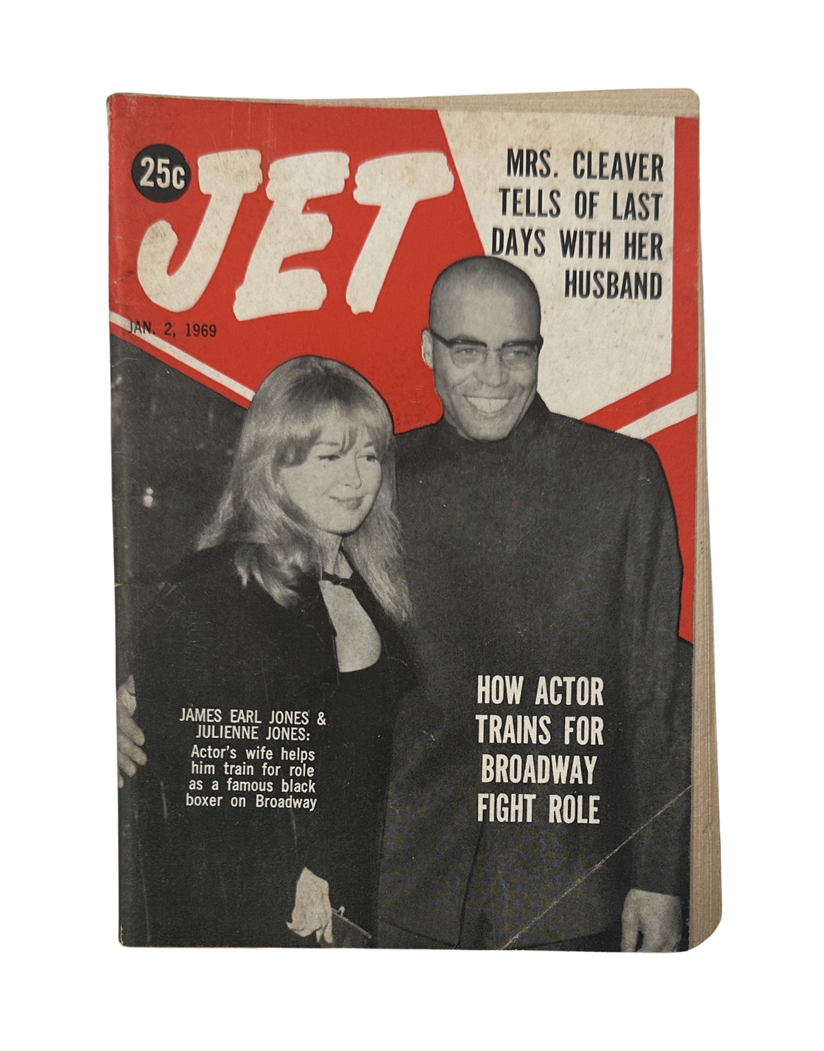 Jet Magazine January 2, 1969 featuring James Earl Jones on the cover, showcasing an article about his training for a Broadway role.