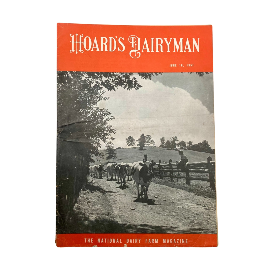 Cover of VTG Hoard's Dairyman Magazine June 10 1951 featuring a scenic rural landscape with cows walking home.