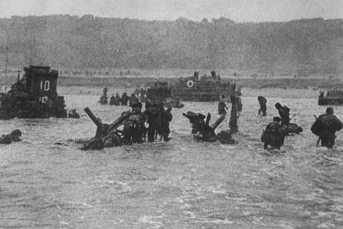 Life Magazine – June 19, 1944: “Beachheads of Normandy”