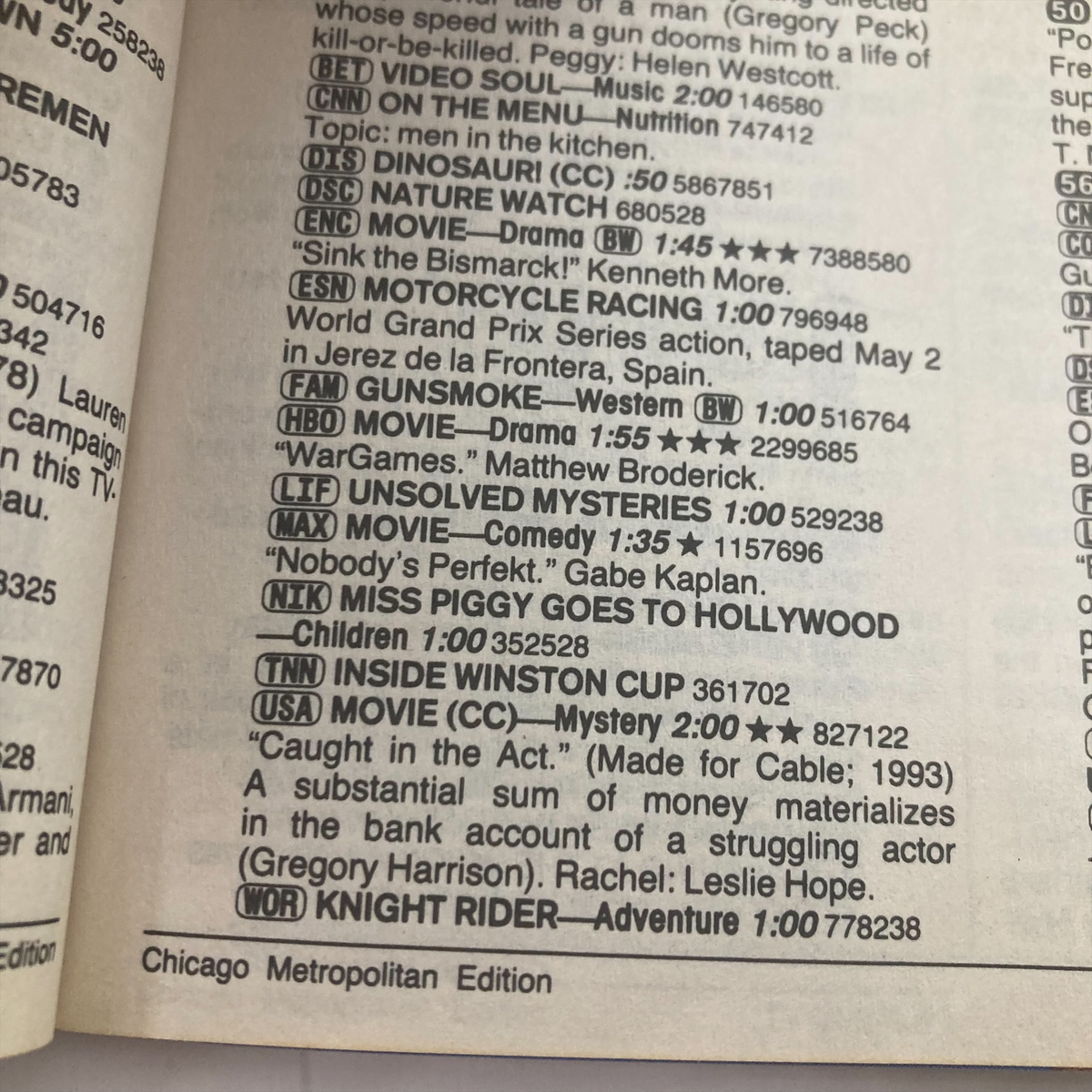 TV Guide Magazine July 31 1993 featuring listings including 'Gunsmoke,' 'Unsolved Mysteries,' and 'Knight Rider' from the Chicago Metropolitan Edition.