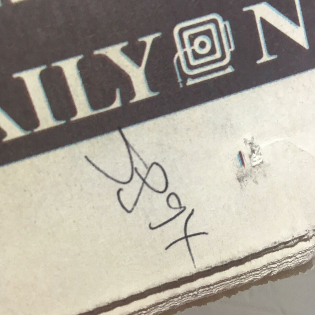 Detailed view of the NY Daily News: Oct 18 2000 All Aboard! showing a corner with handwritten notes and marks.