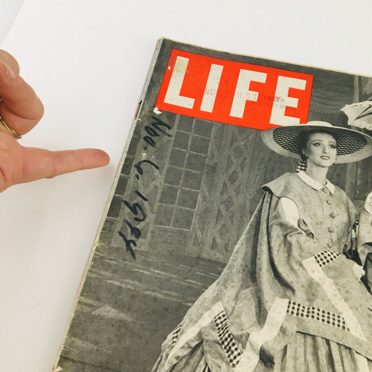 Close-up of the cover of VTG Life Magazine November 6 1944, highlighting the date and Broadway feature 'Bloomer Girl'.