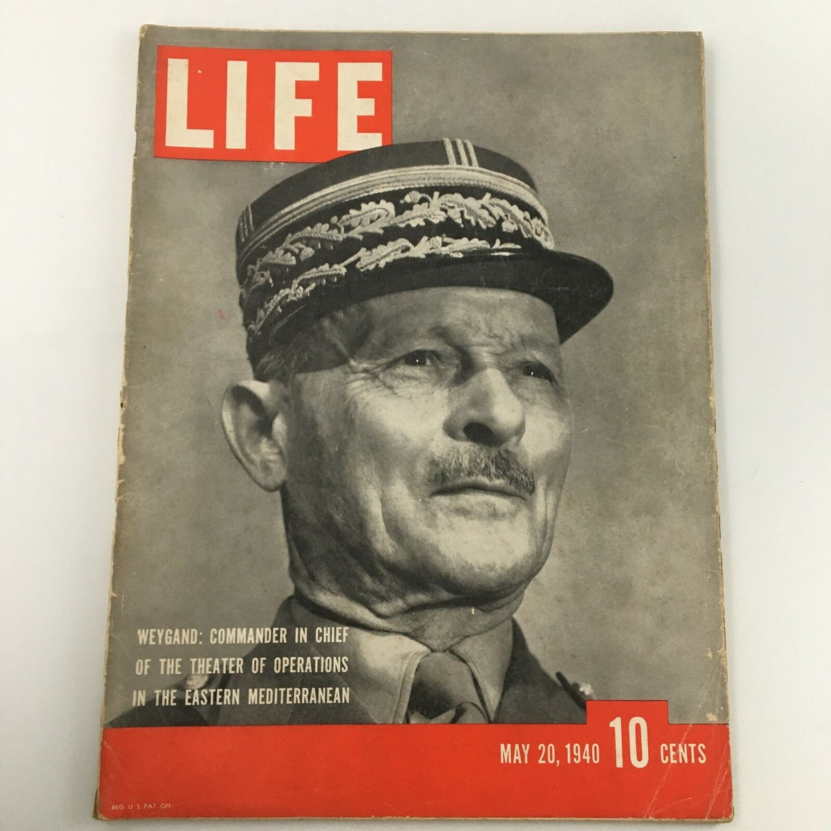 Cover of VTG Life Magazine May 20, 1940 featuring Commander in Chief Maxime Weygand, showcasing an iconic wartime portrait.