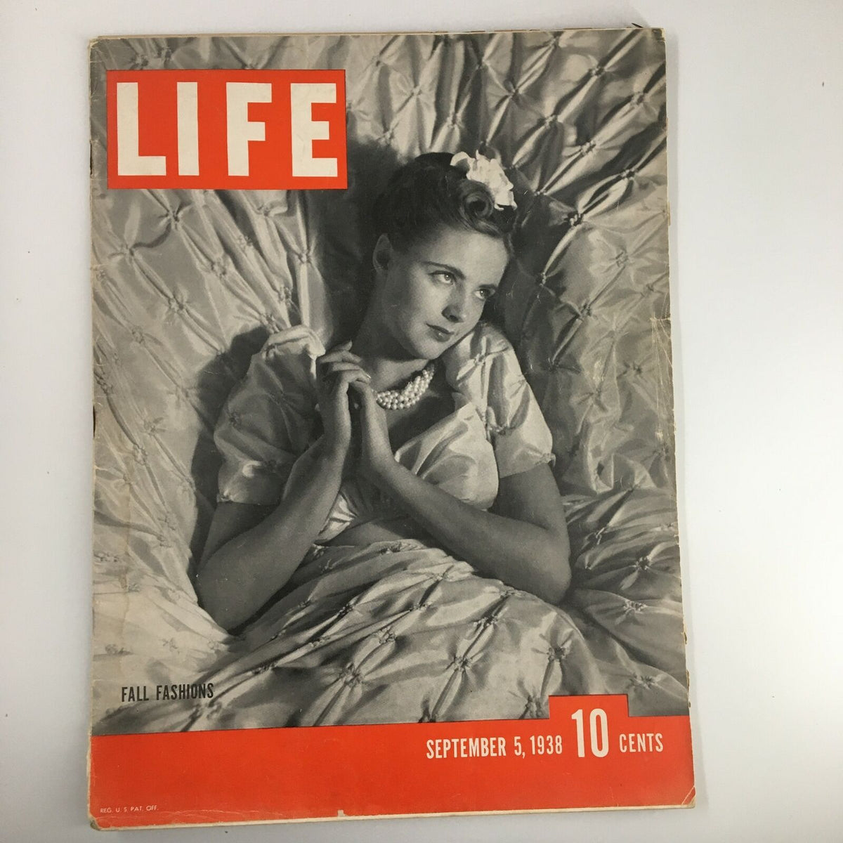 Life Magazine September 5 1938 Featuring Kathrine Aldridge - Vintage History Collectible
