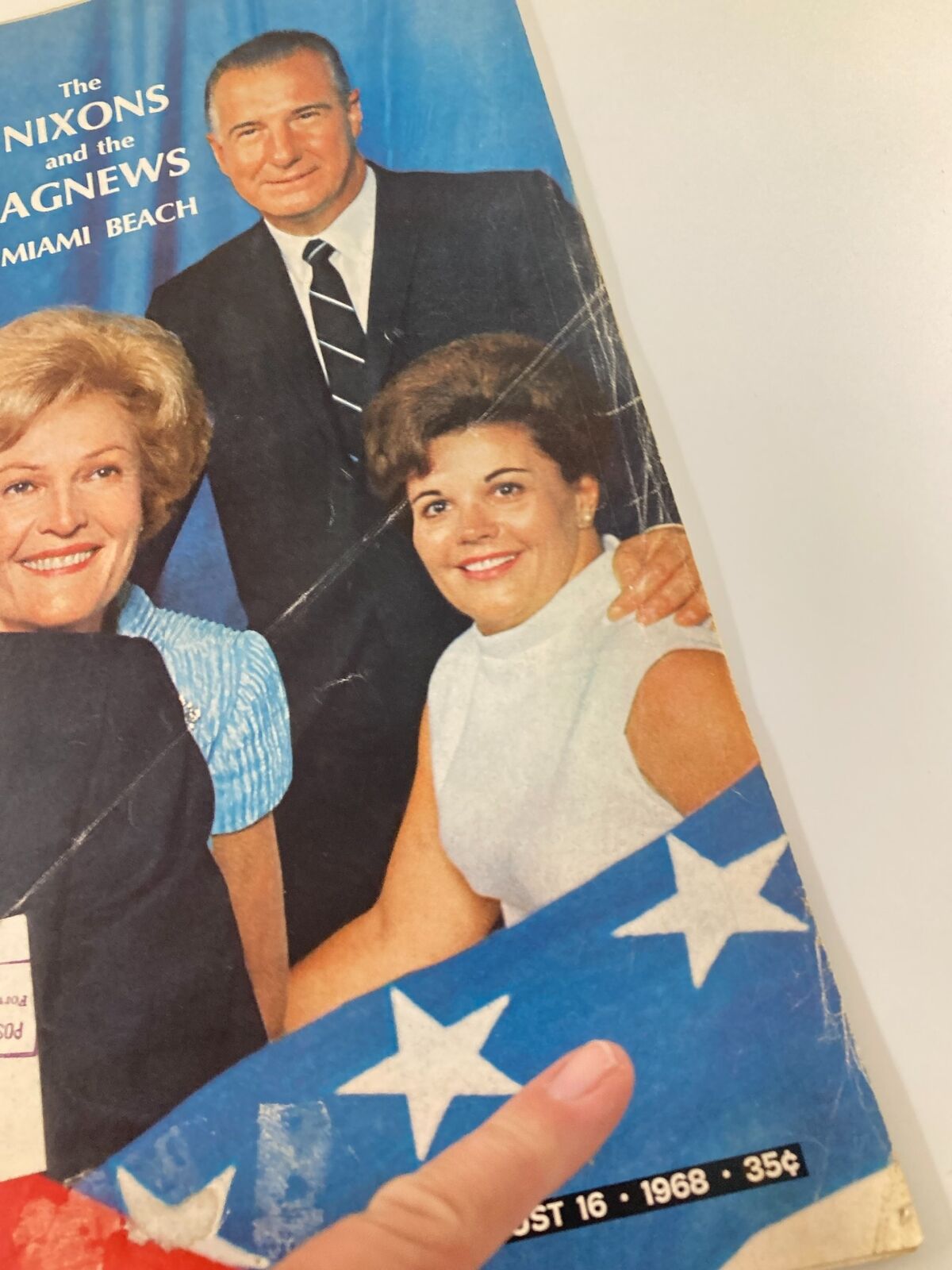Detailed image of the Vintage Life Magazine August 16 1968 cover, focusing on the group with the Nixons and the Agnews, displaying the magazine’s age and authenticity.