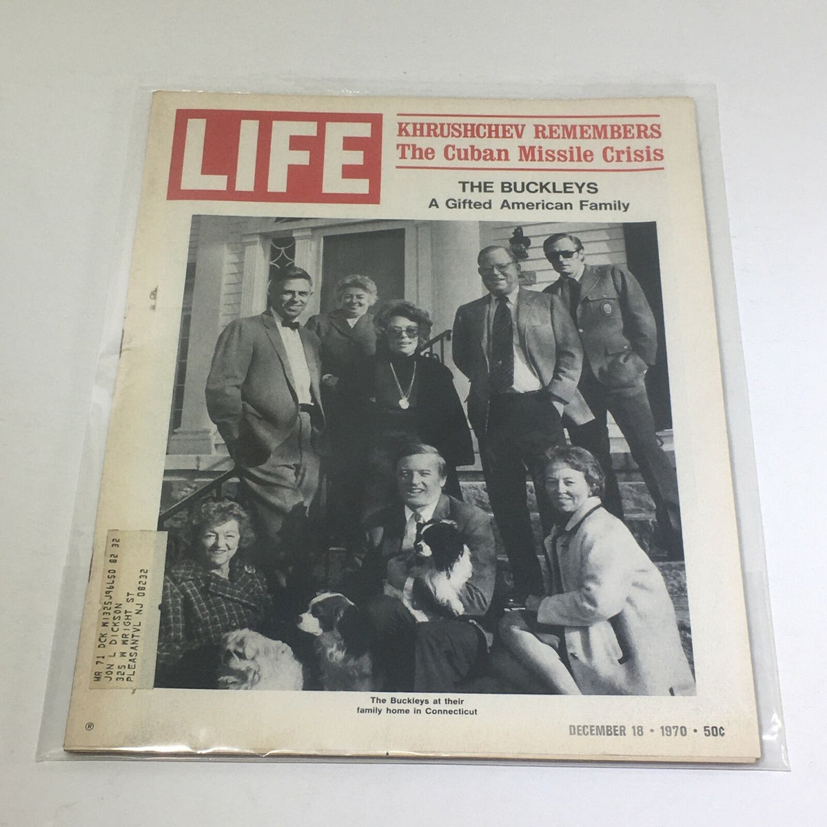 Life Magazine December 18 1970 Featuring The Buckley Family Portrait Connecticut