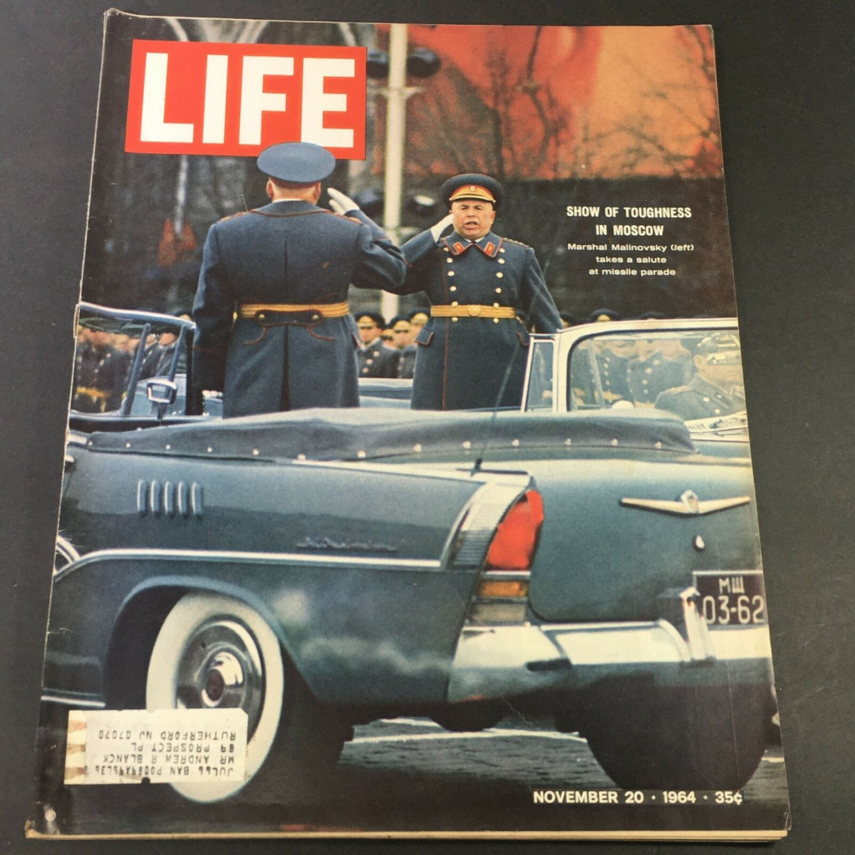 Cover of VTG Life Magazine November 20, 1964, featuring the 'Show of Toughness in Moscow' event with military officials, capturing a historical moment from the 1960s.
