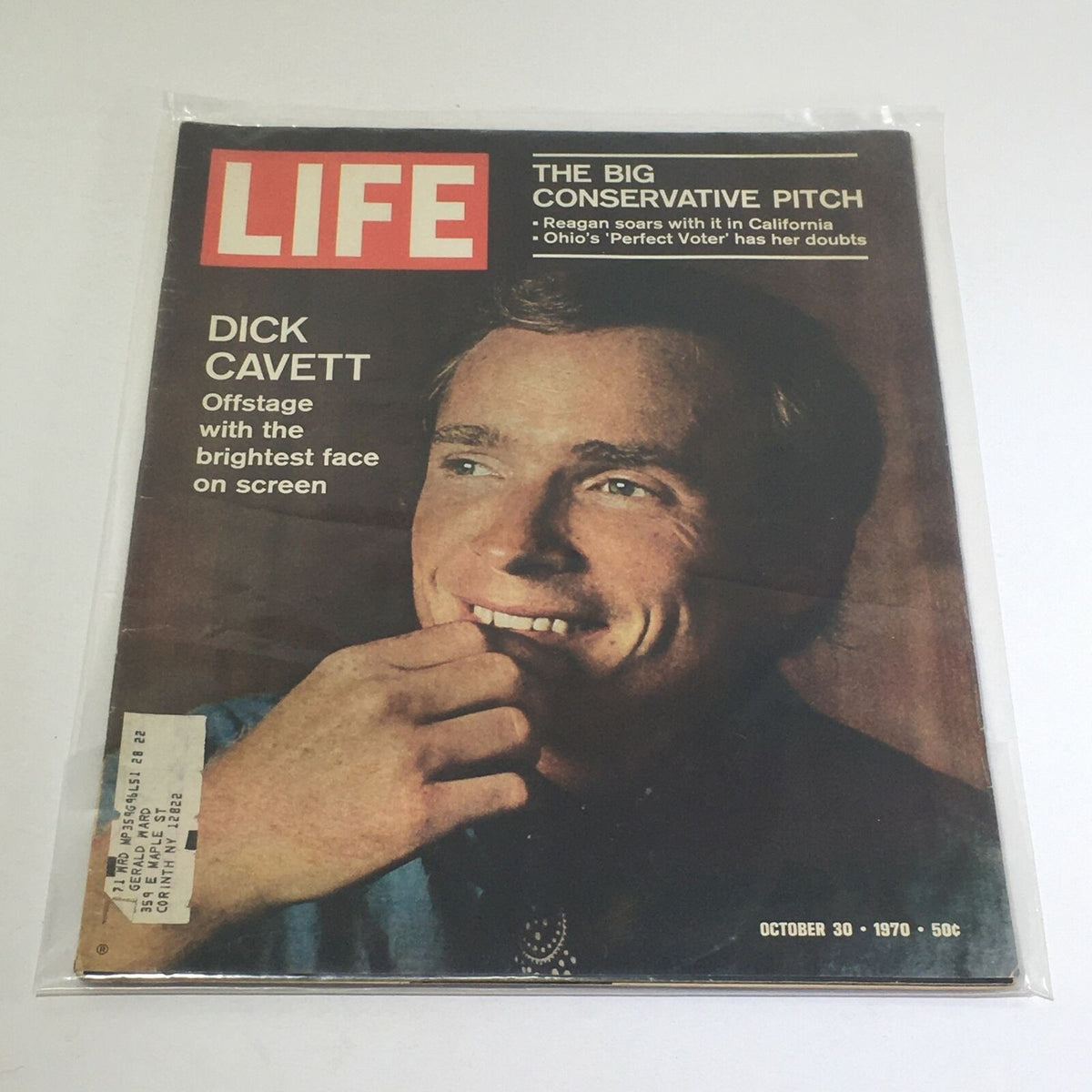 Cover of VTG Life Magazine from October 30, 1970 featuring Dick Cavett with the headline 'Offstage with the brightest face on screen' and 'The Big Conservative Pitch.'