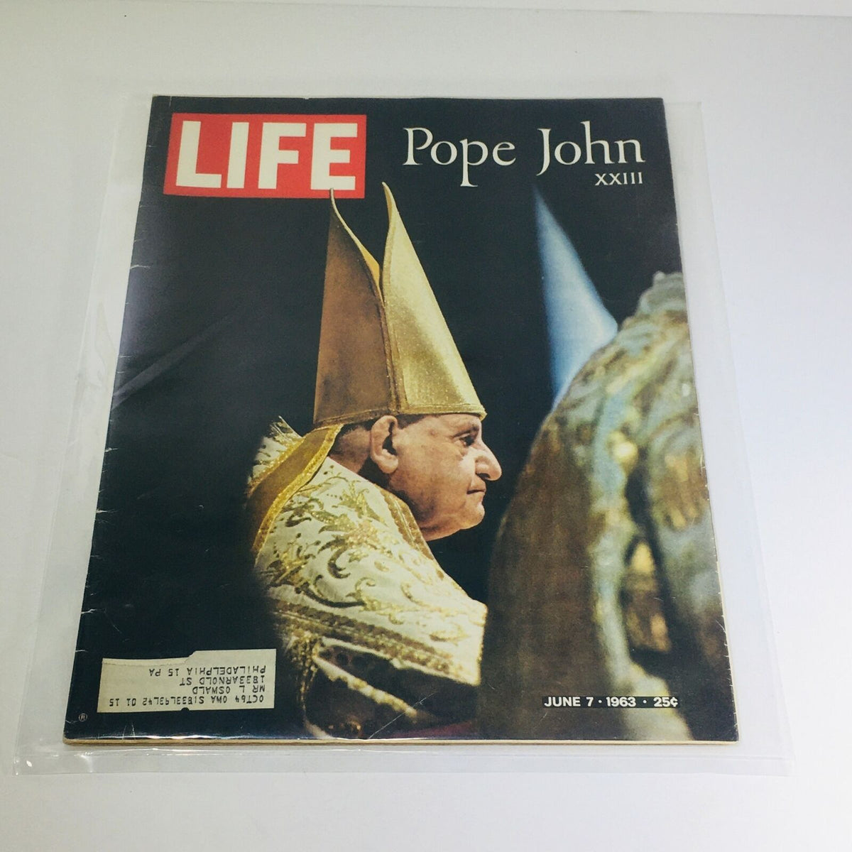 VTG Life Magazine June 7 1963 cover featuring Pope John XXIII in Vatican attire, showcasing historical significance and vintage charm.