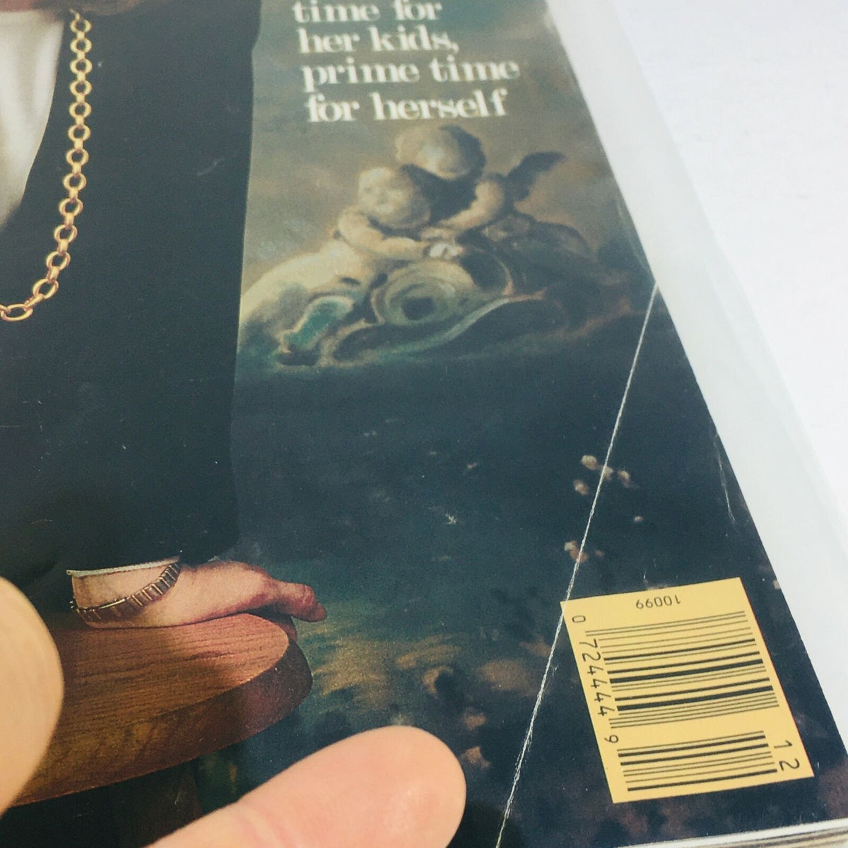 Close-up image of the Vintage Life Magazine from December 1989 highlighting Jane Pauley's cover story and a barcode.
