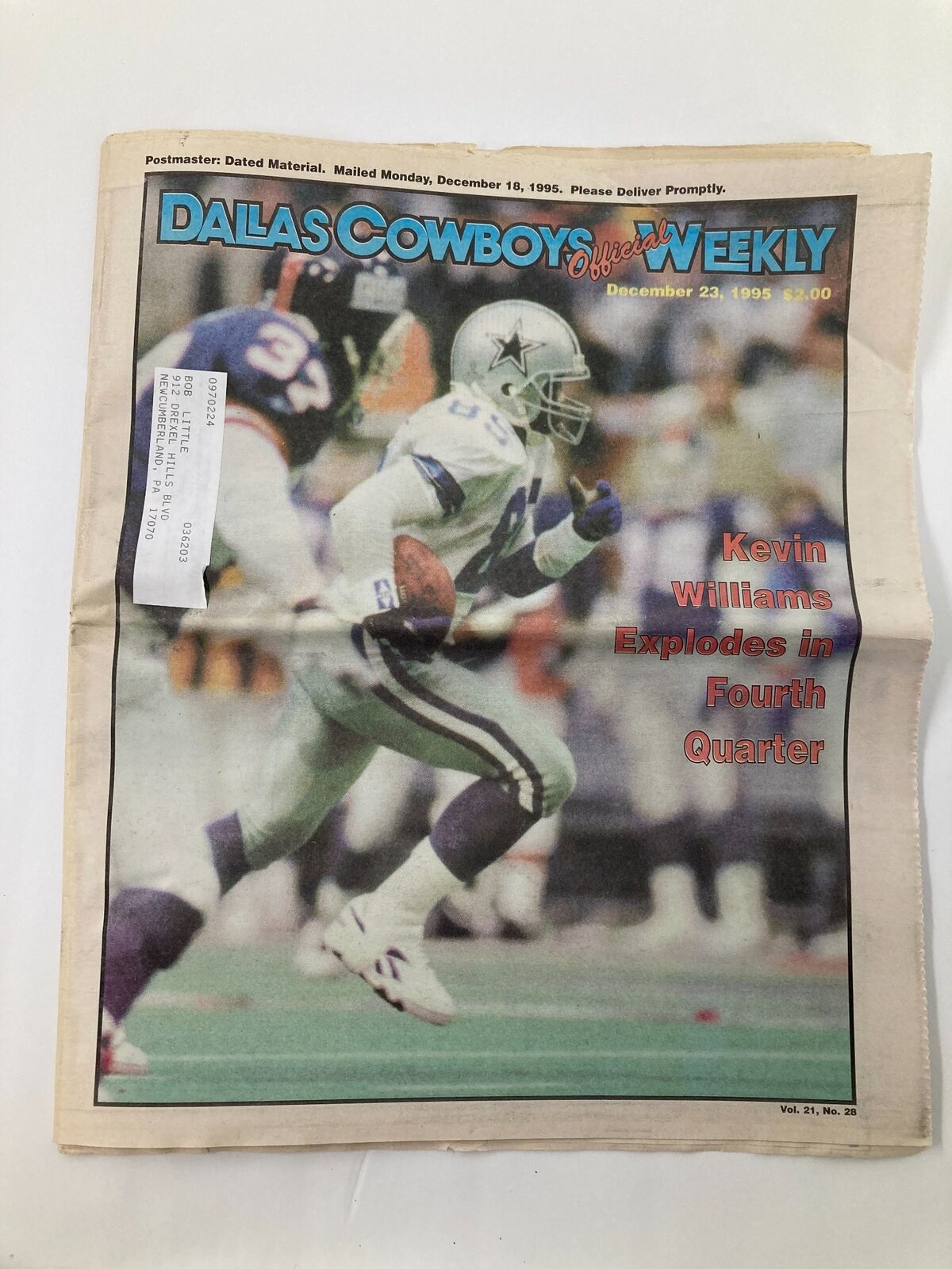 Cover of Dallas Cowboys Weekly Newspaper December 23 1995 Vol 21 #28 featuring Kevin Williams running with the ball during a game.
