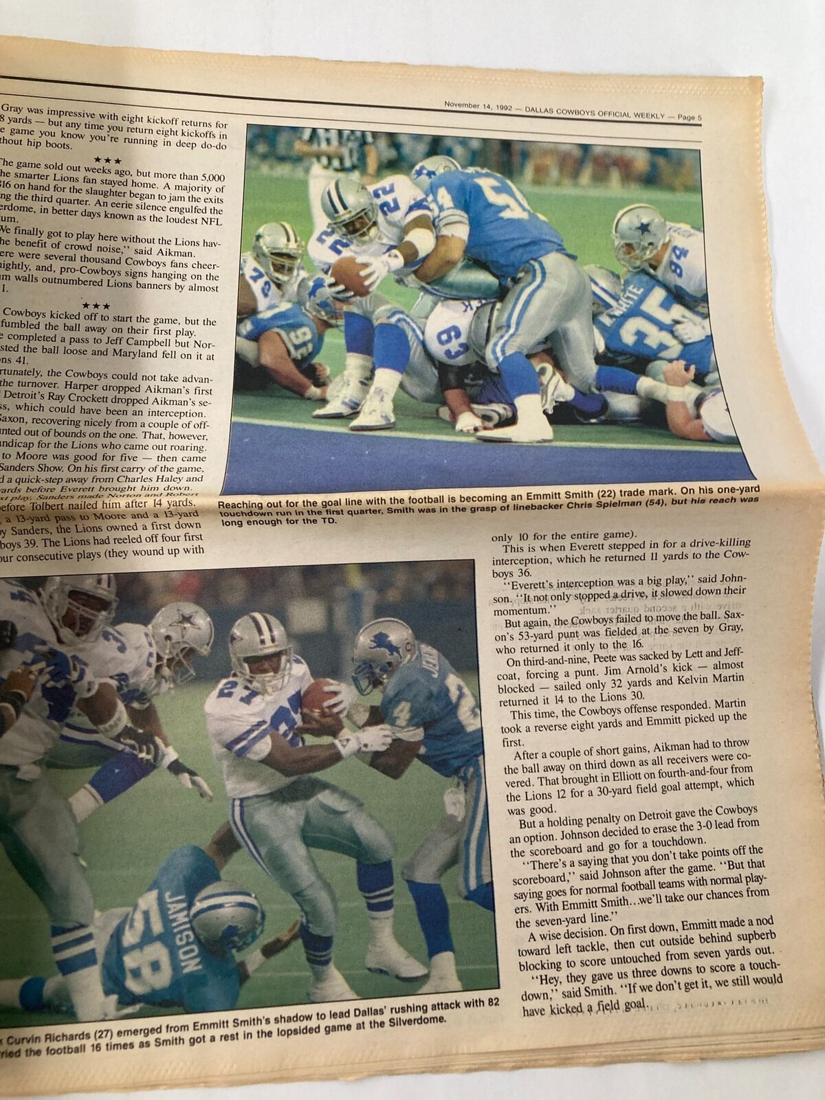 Dallas Cowboys Weekly Newspaper November 14 1992 featuring a pivotal moment in a game with Emmitt Smith making a crucial play against the opposing team.