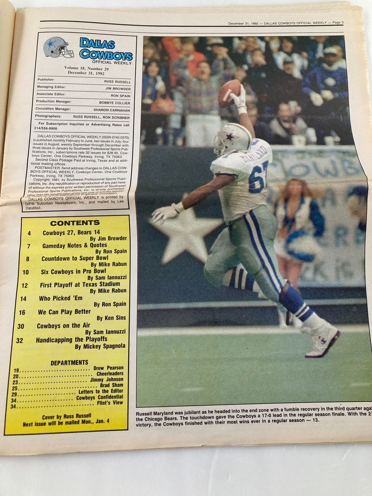 Dallas Cowboys Weekly Newspaper December 31 1992 Vol 18 #29 Emmitt Smith featuring game highlights and player details on the contents page.