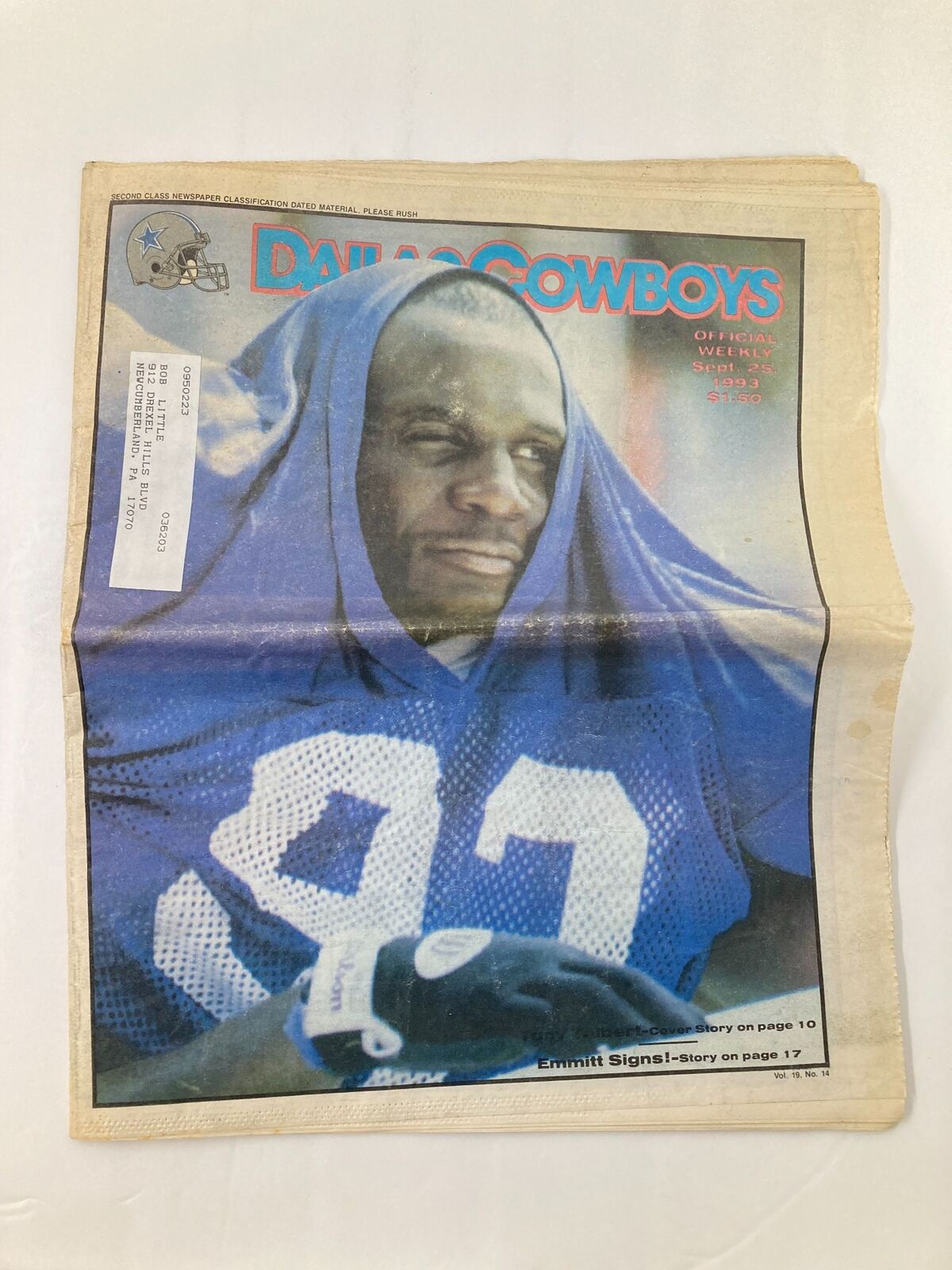 Dallas Cowboys Weekly Newspaper from September 25, 1993, featuring player Tony Talbert on the cover in a blue jersey.