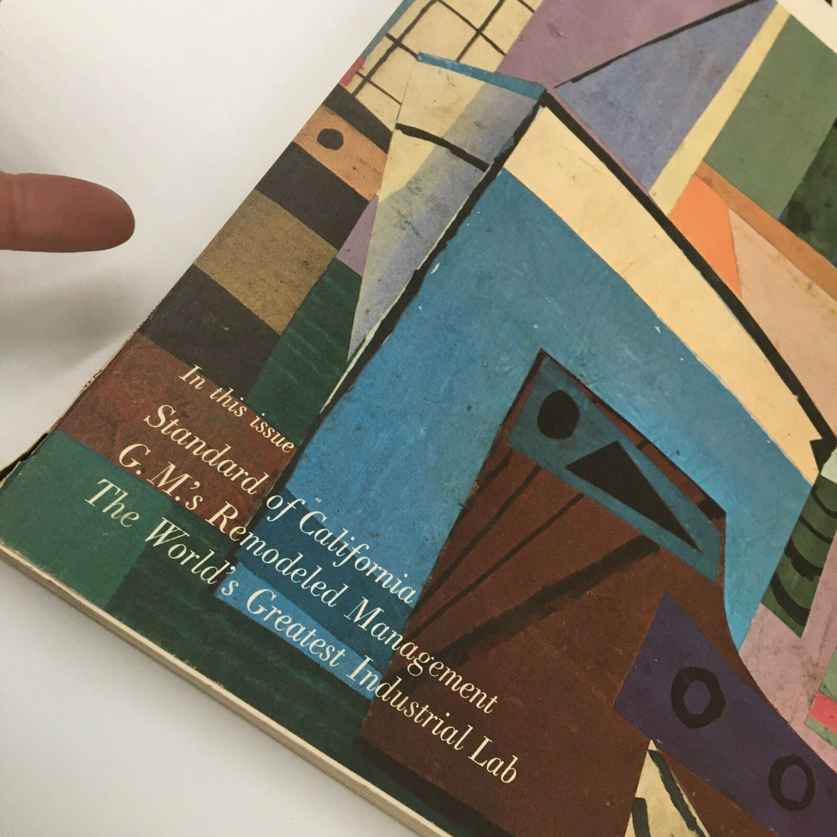 Cover detail of the VTG Fortune Magazine November 1958 featuring artwork and text highlighting G.M.'s Remodeled Management.