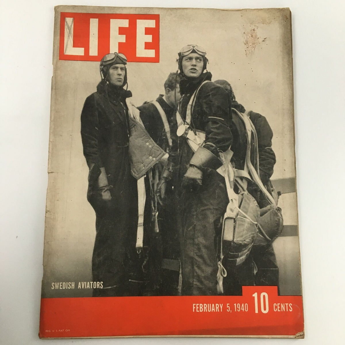 Cover of VTG Life Magazine February 5, 1940 featuring Swedish aviators with striking black-and-white imagery and bold title.