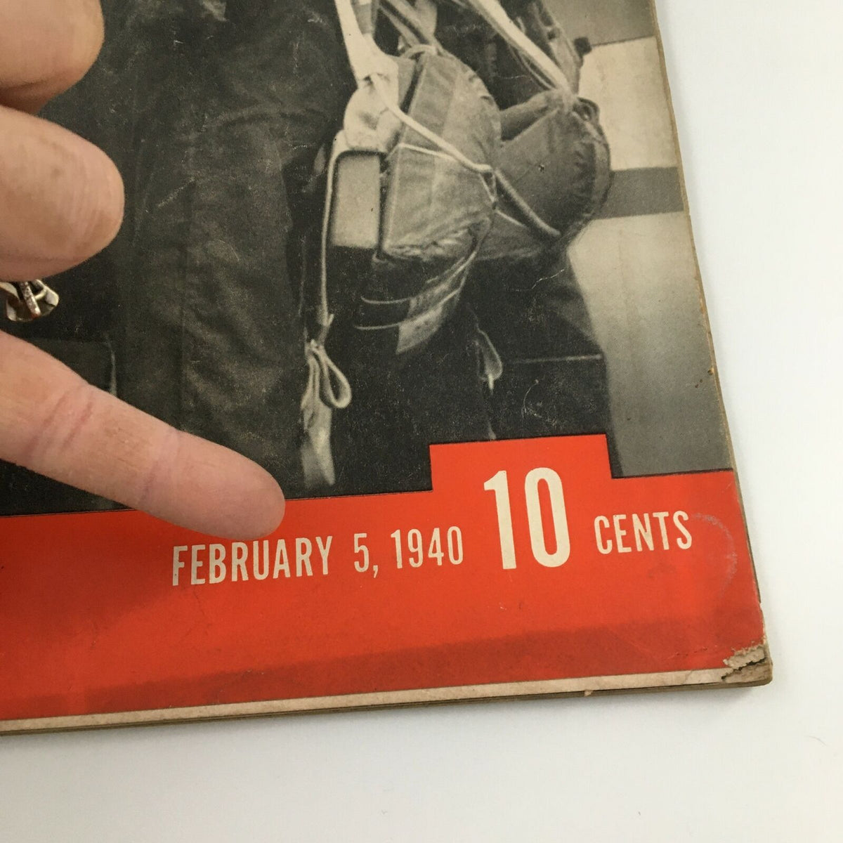 Bottom section of VTG Life Magazine February 5, 1940 displaying publication date and price, emphasizing its historical value for collectors.