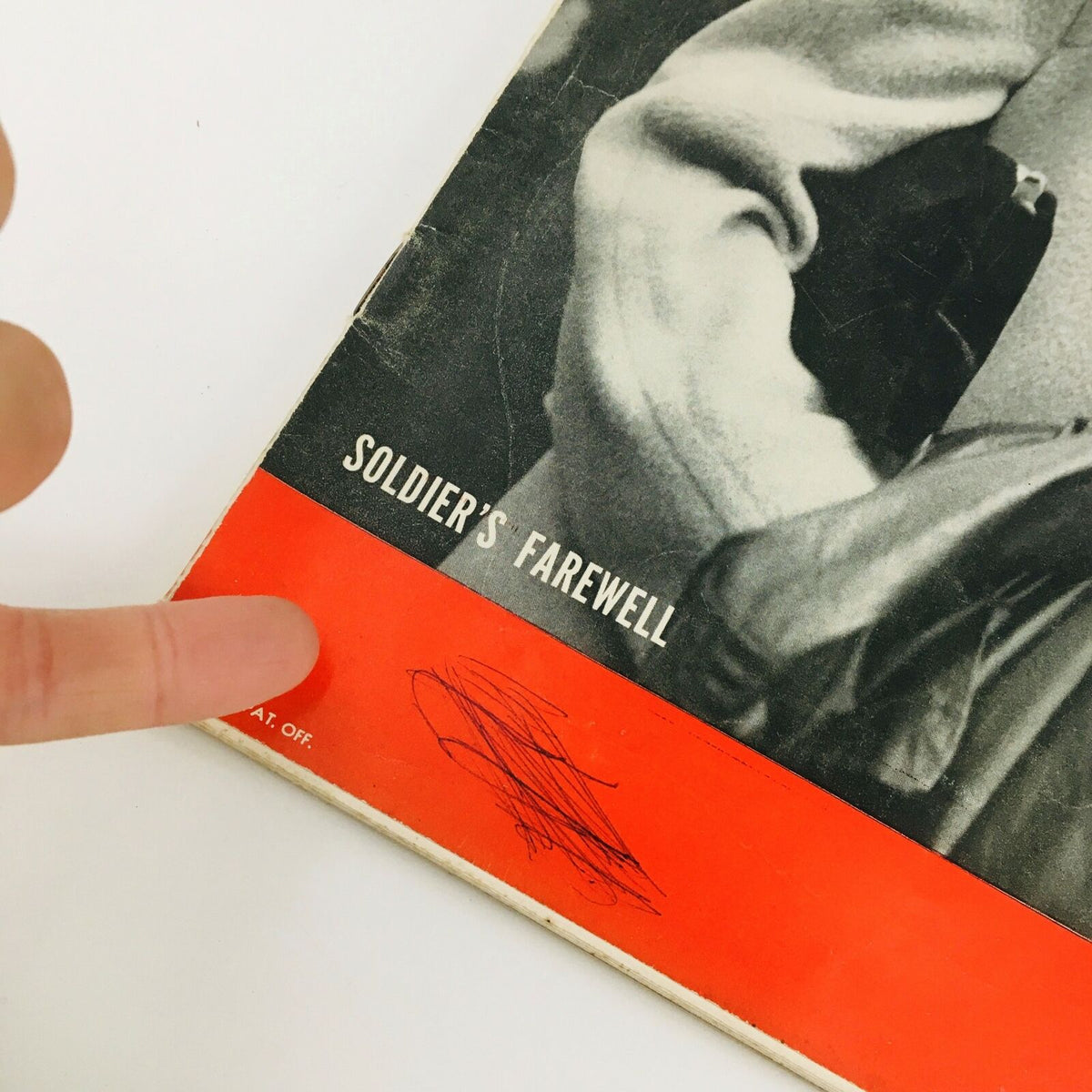 Close-up of the VTG Life Magazine April 19 1943 A Soldier Bids Farewell To His Lover showing the cover's 'Soldier's Farewell' text and a sign of slight wear.