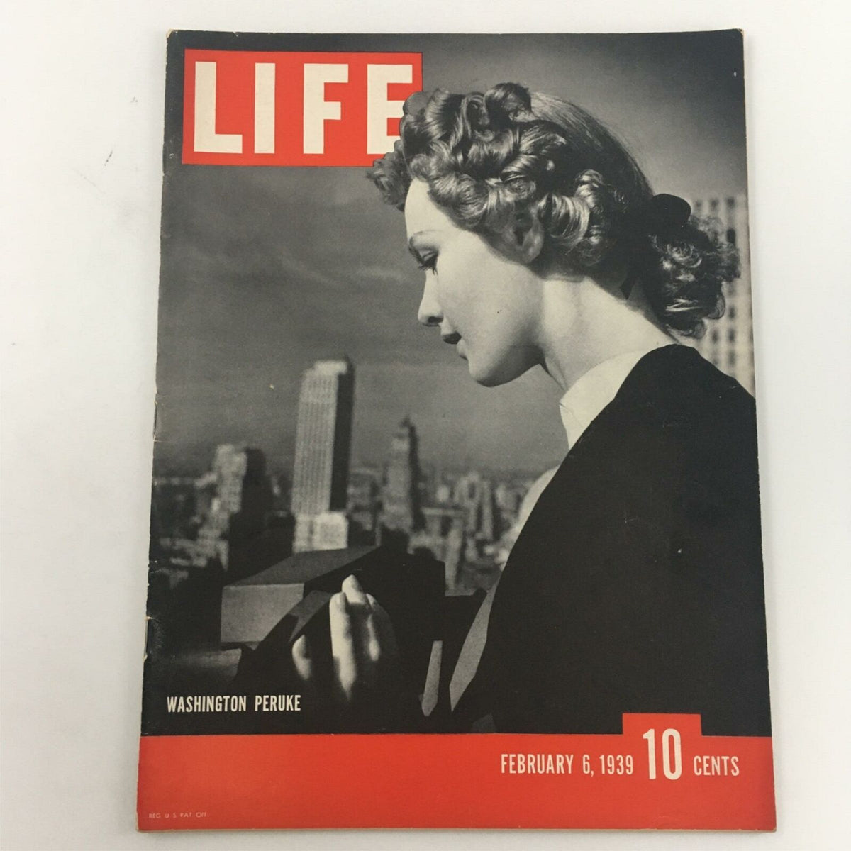 Cover of VTG Life Magazine February 6, 1939 featuring Washington Peruke with a city skyline background.
