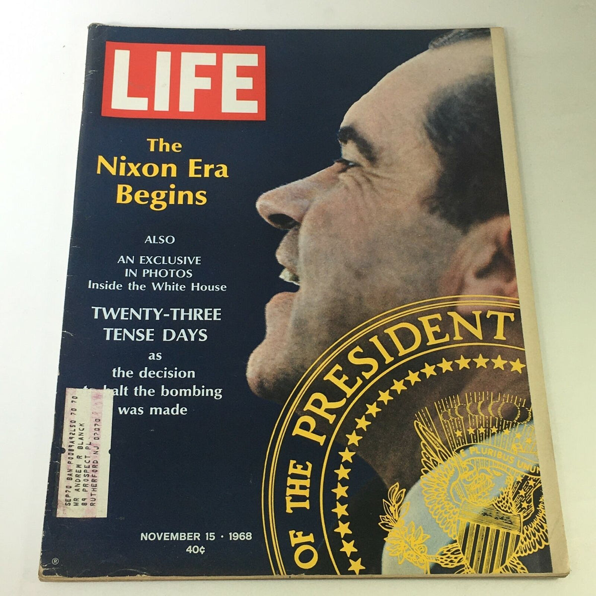 VTG Life Magazine November 15 1968 cover featuring the title 'The Nixon Era Begins' with a profile image of Richard Nixon, highlighting significant political moments like 'Twenty-Three Tense Days'.