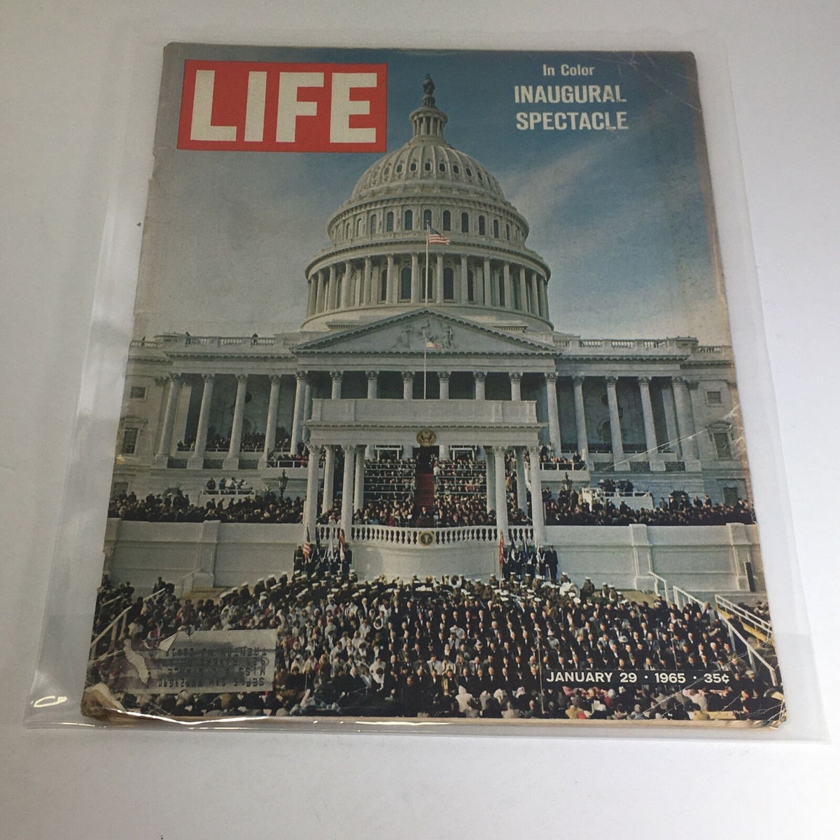 Cover of VTG Life Magazine - January 29 1965 featuring the Inaugural Spectacle of L. Johnson with a crowd gathered in front of the Capitol.