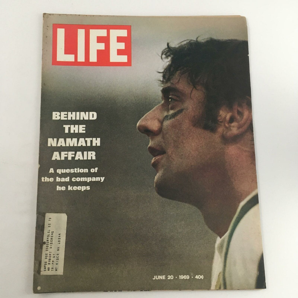 Cover of VTG Life Magazine June 20, 1969 featuring Joe Namath - highlights the Namath affair with bold text.
