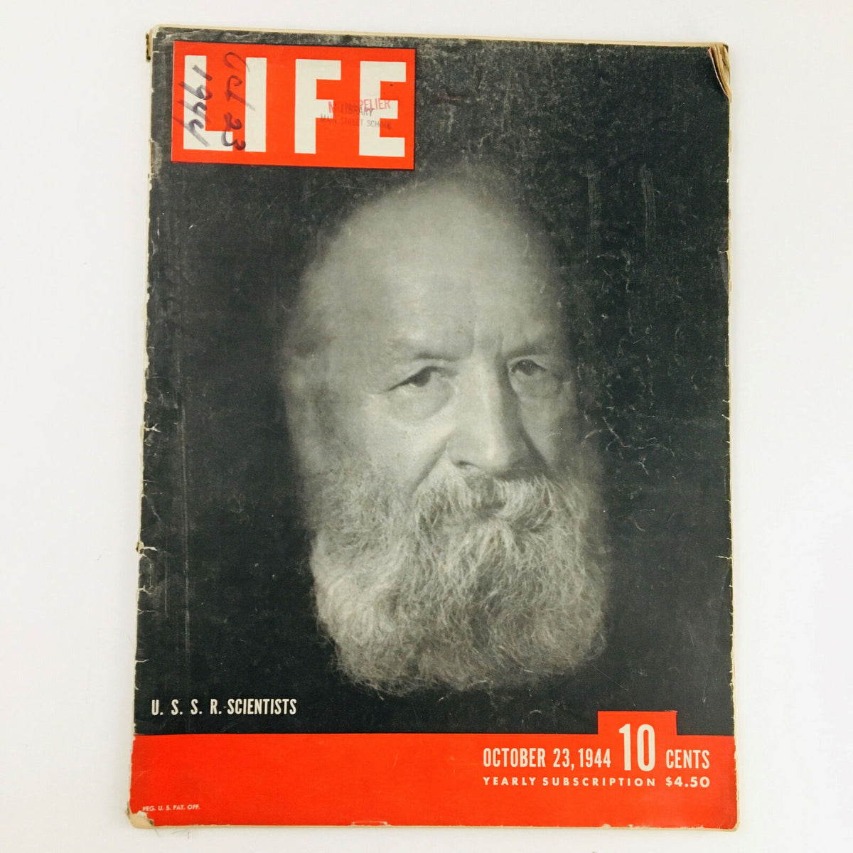 Cover of VTG Life Magazine dated October 23 1944 featuring the Union of Soviet Socialist Republics Scientists, displaying a black and white portrait of a scientist with a beard.